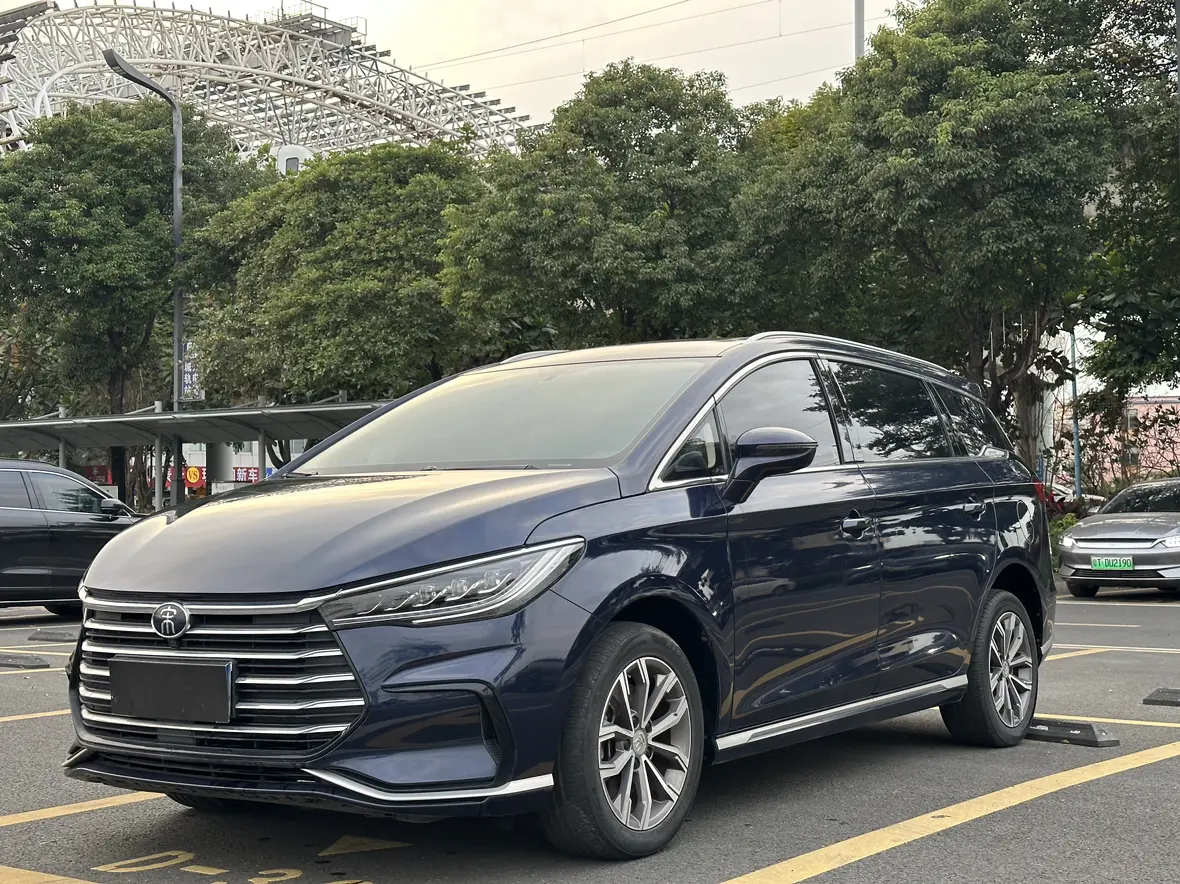 BYD Song MAX  из Китая