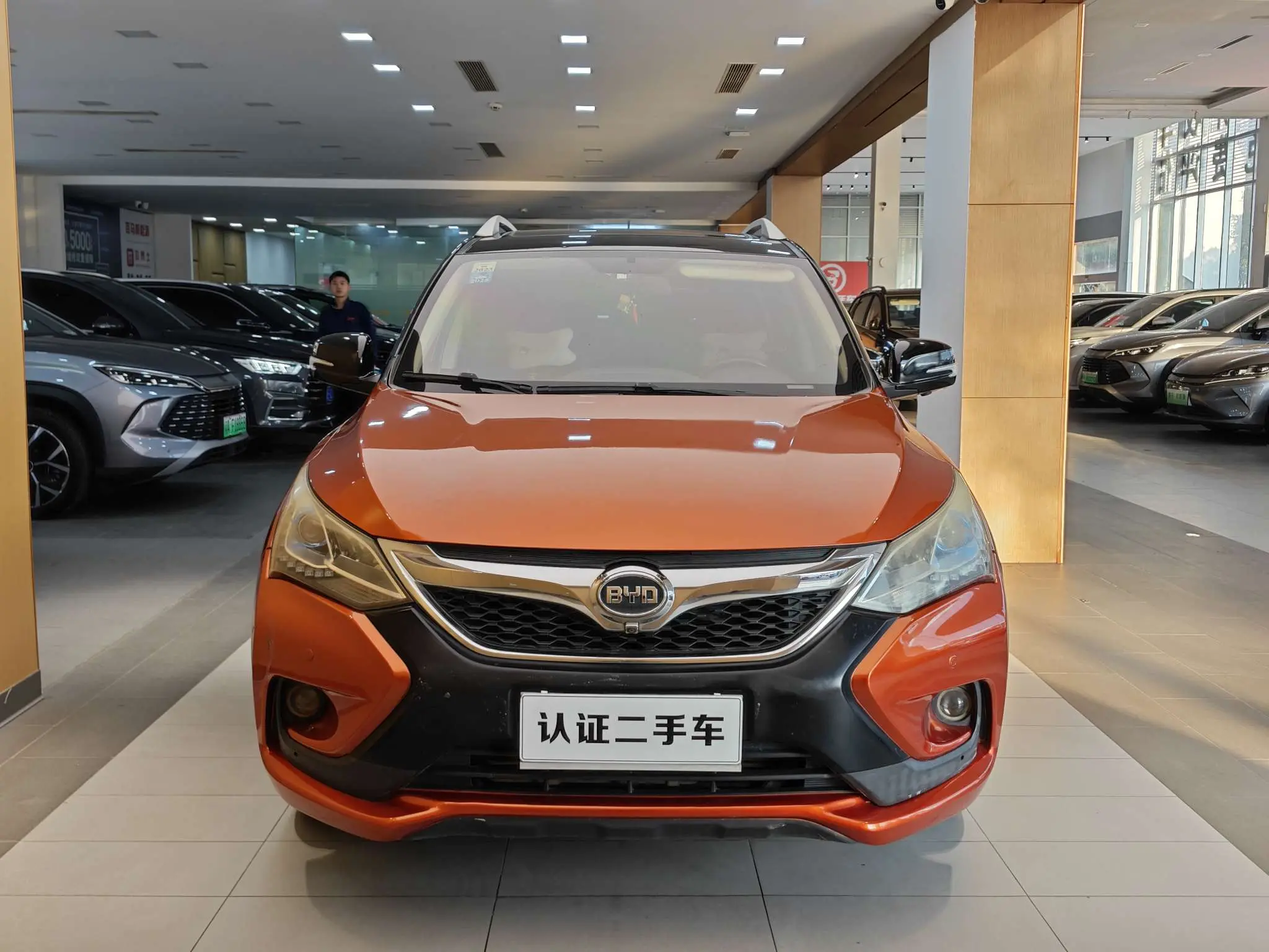 BYD Song  из Китая