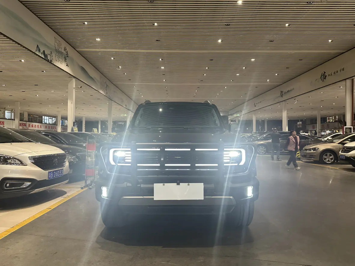 BAIC Beijing Off-road BJ40  из Китая