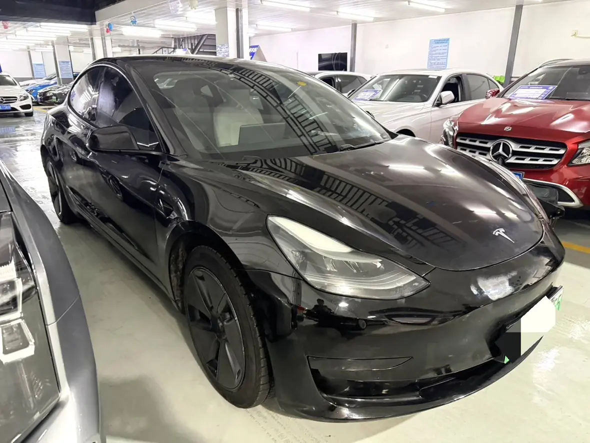 Tesla Model 3  из Китая