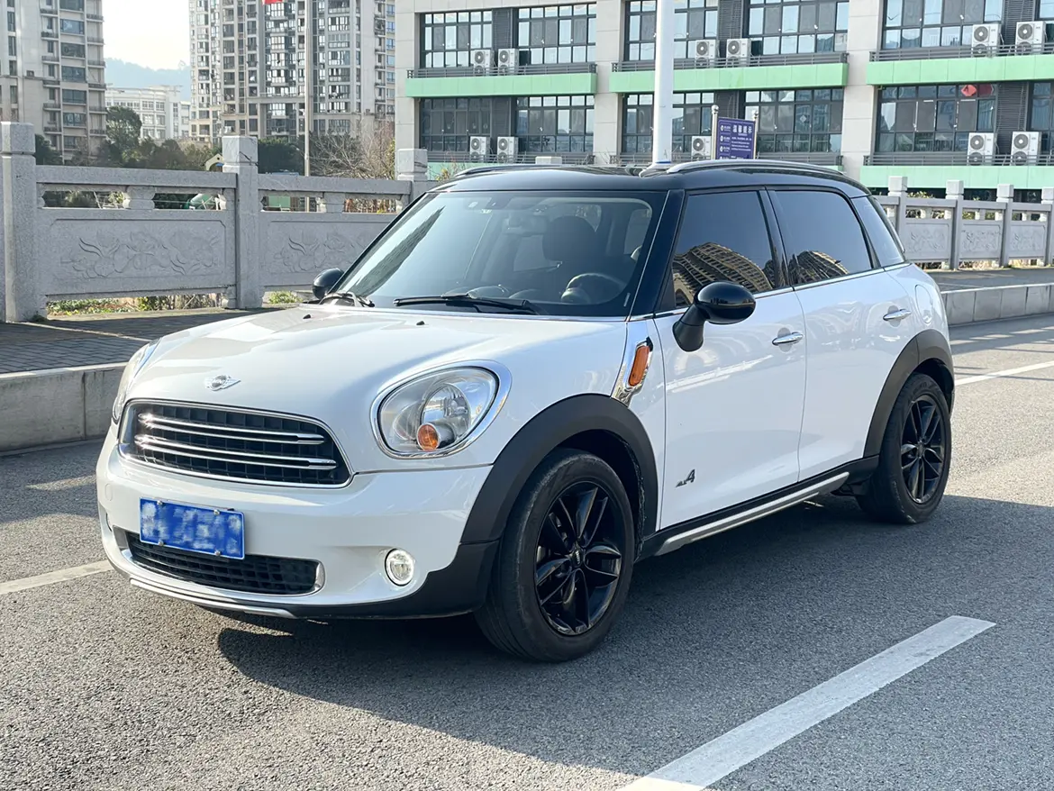 MINI COUNTRYMAN  из Китая