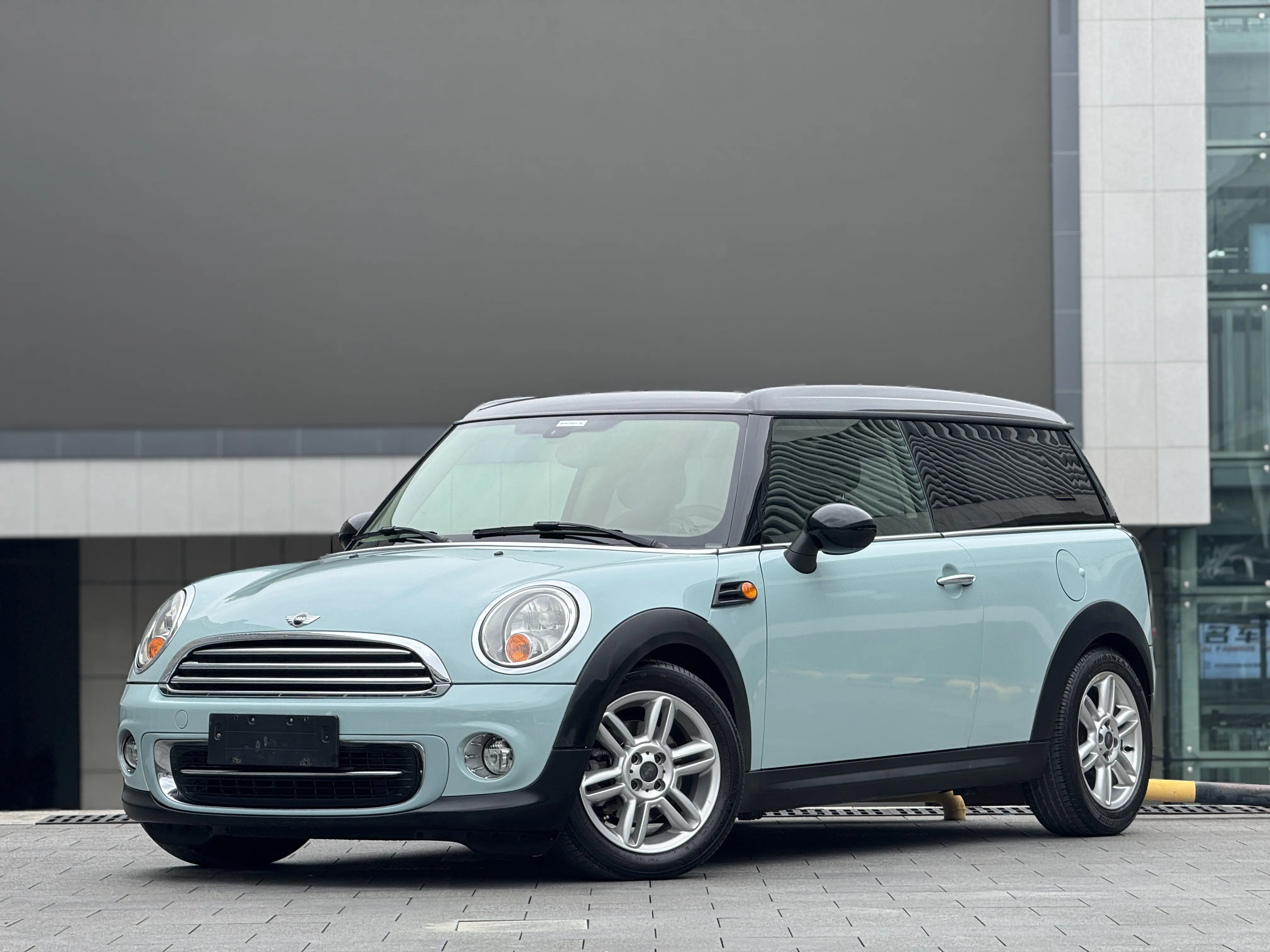 MINI CLUBMAN  из Китая