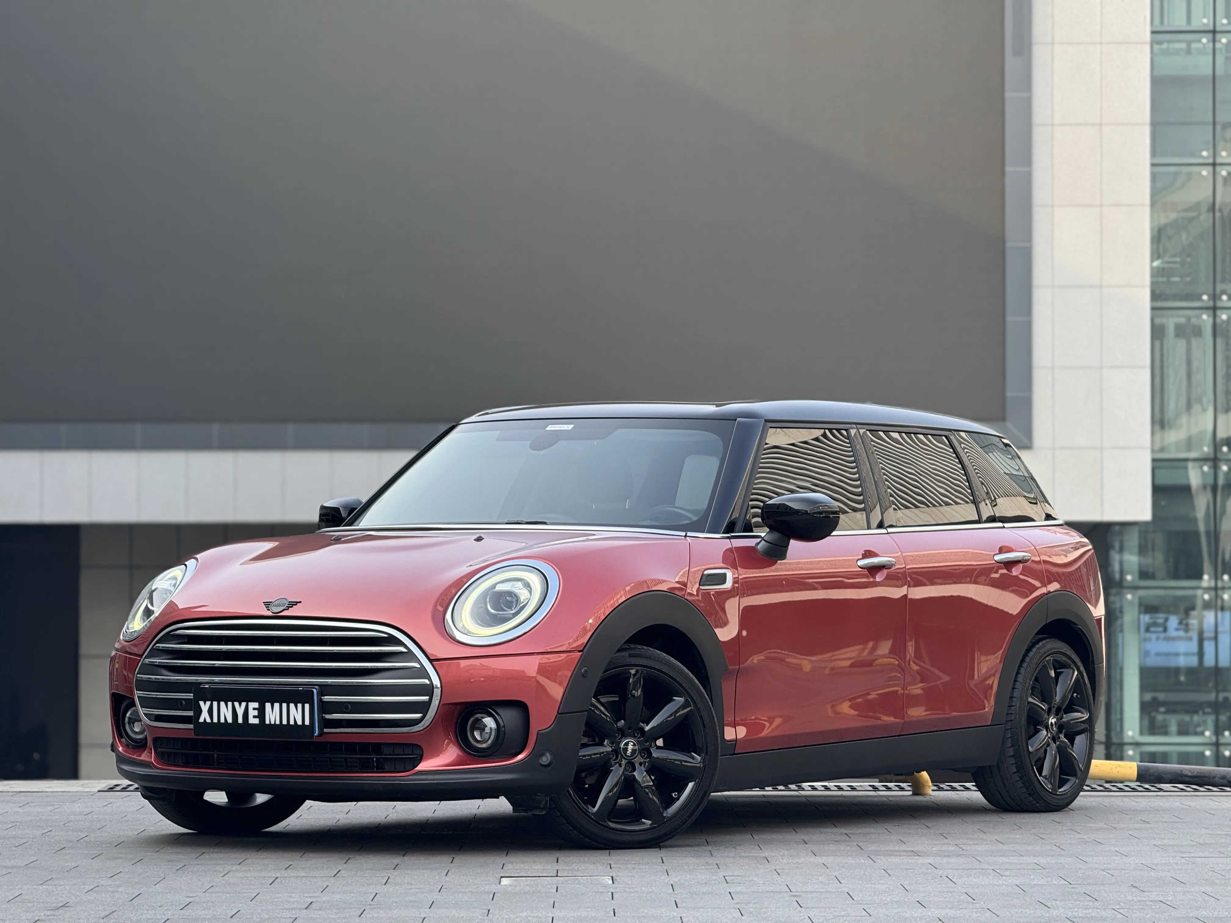 MINI CLUBMAN  из Китая