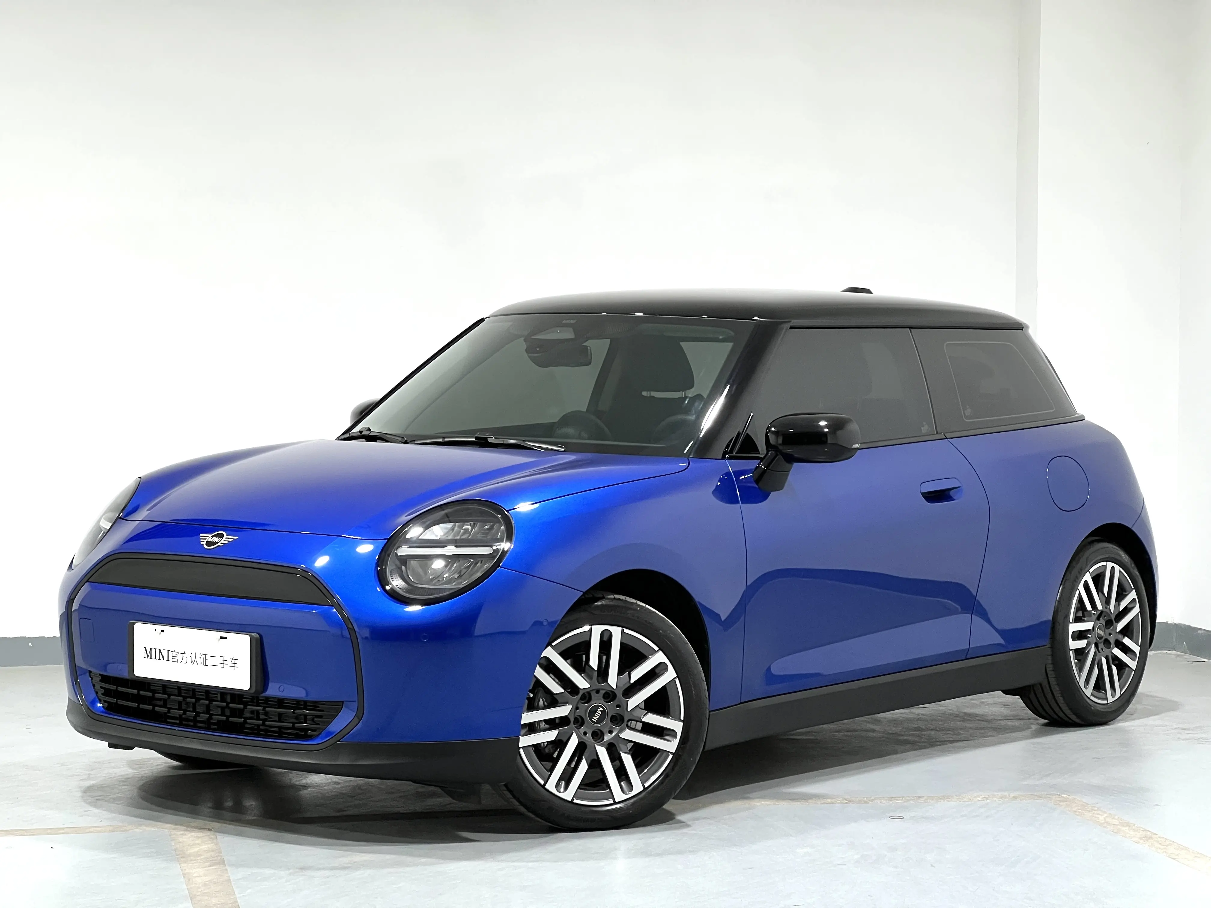 MINI ELECTRIC  COOPER  из Китая