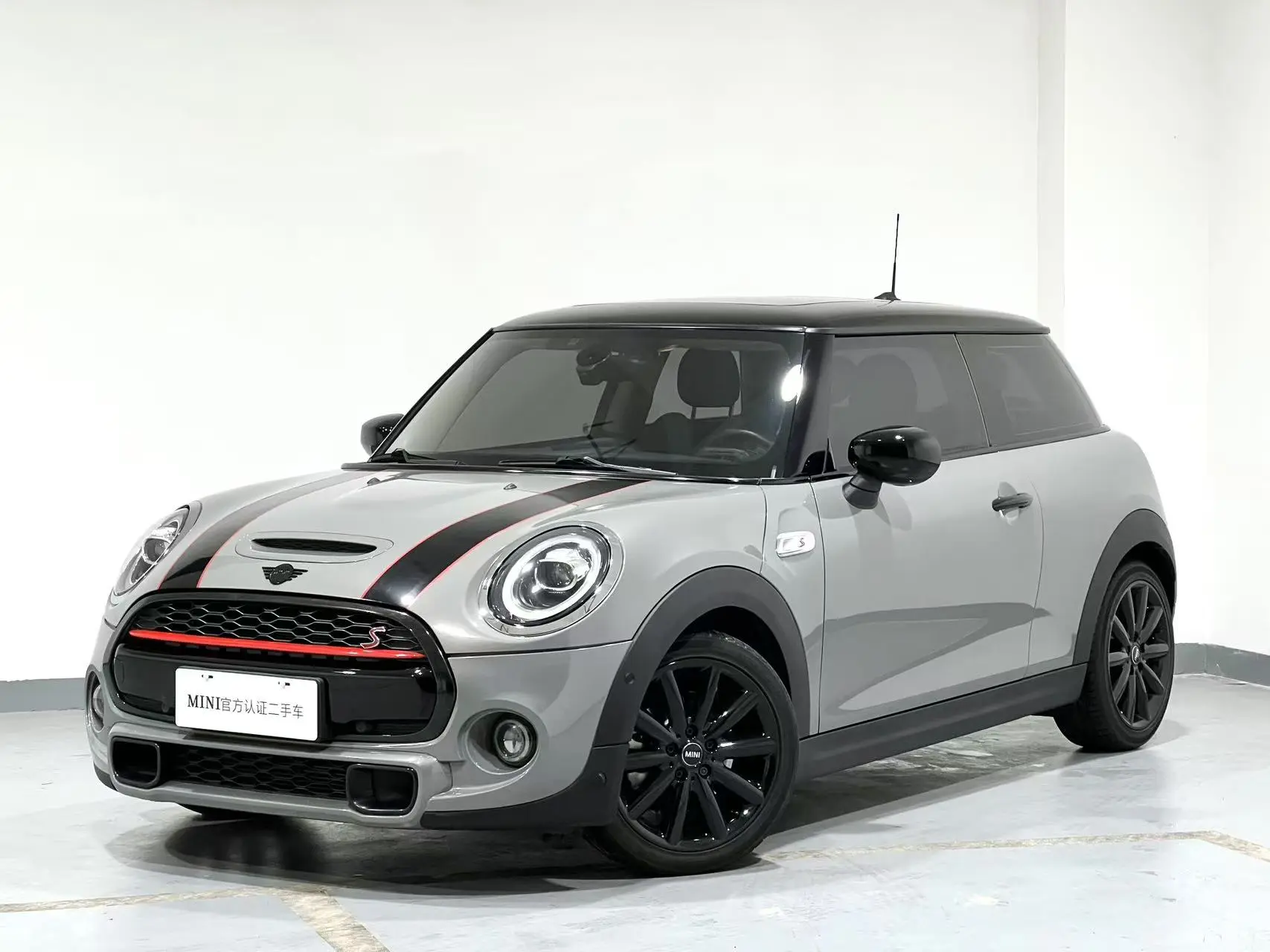 MINI MINI