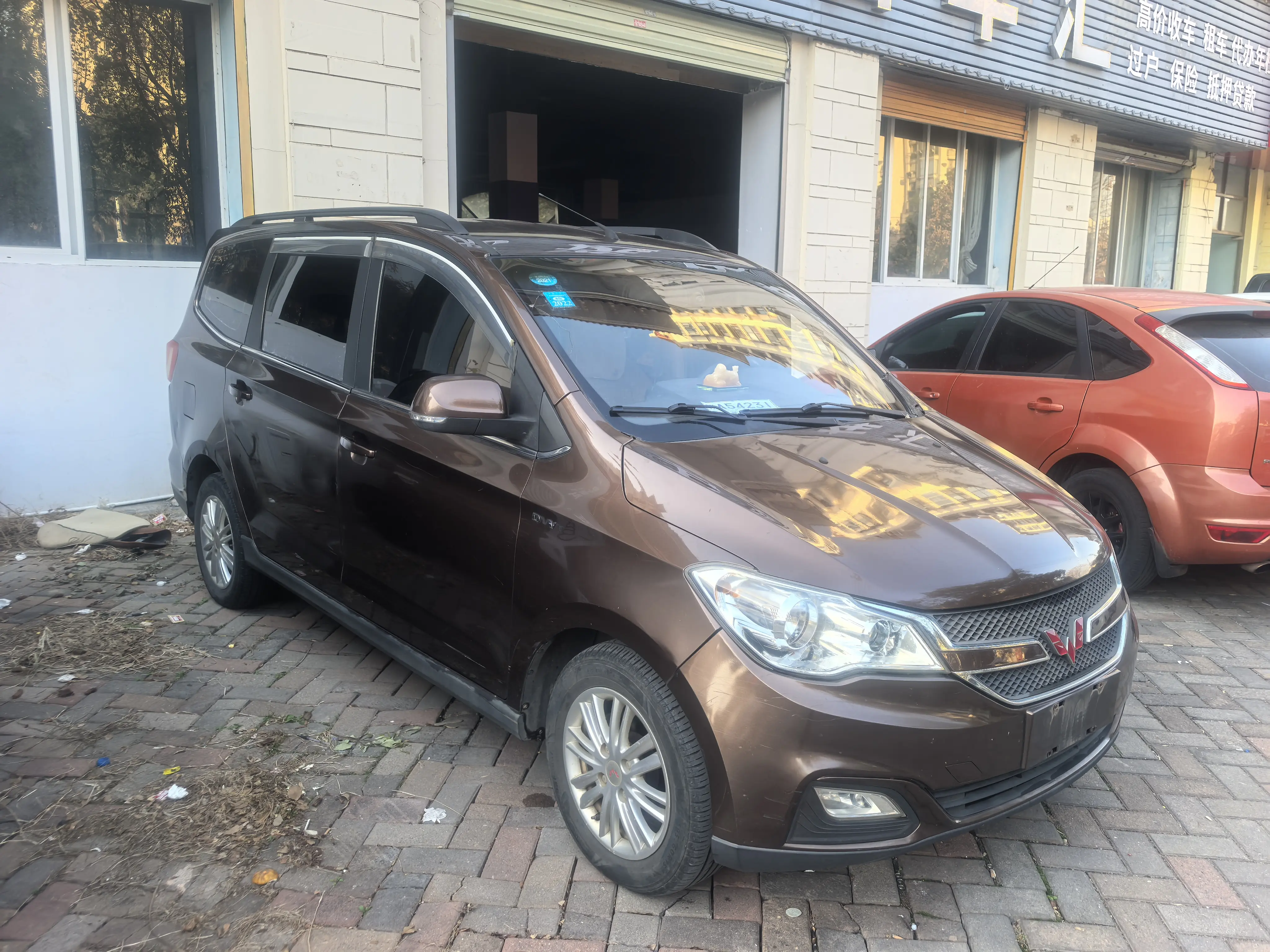 Wuling Hongguang  из Китая