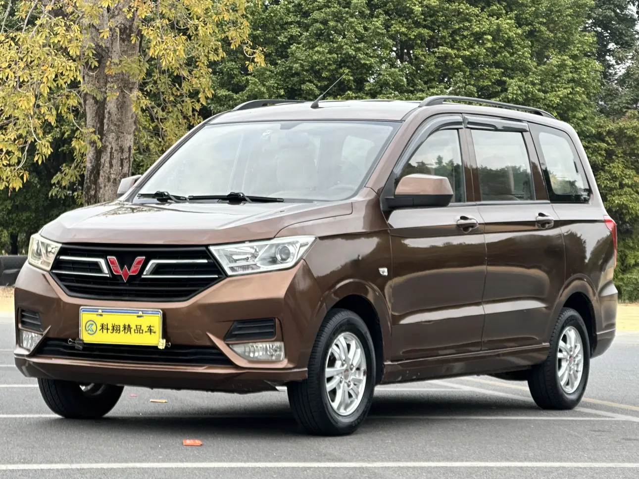 Wuling Hongguang  из Китая