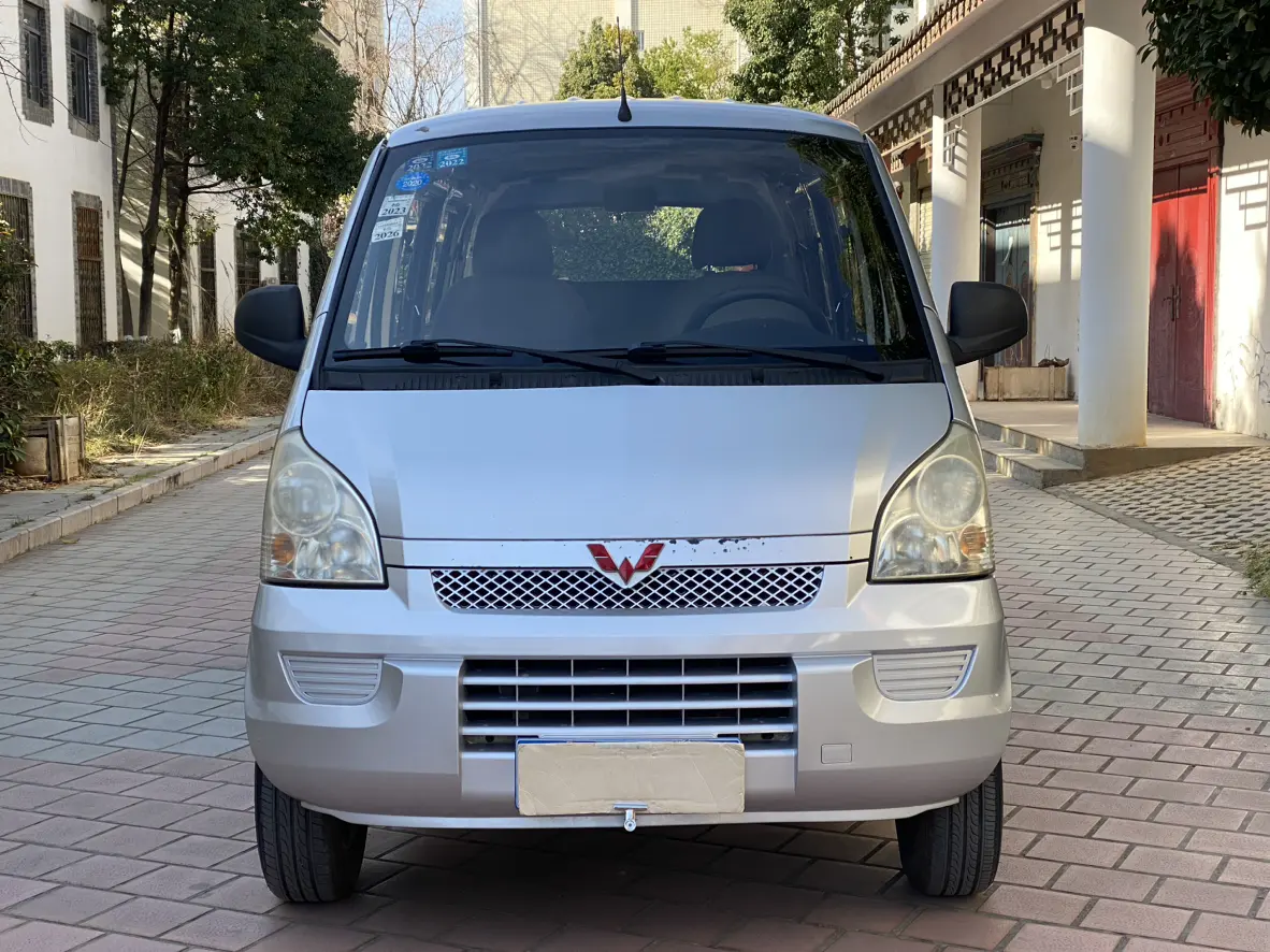 Wuling Rongguang  из Китая