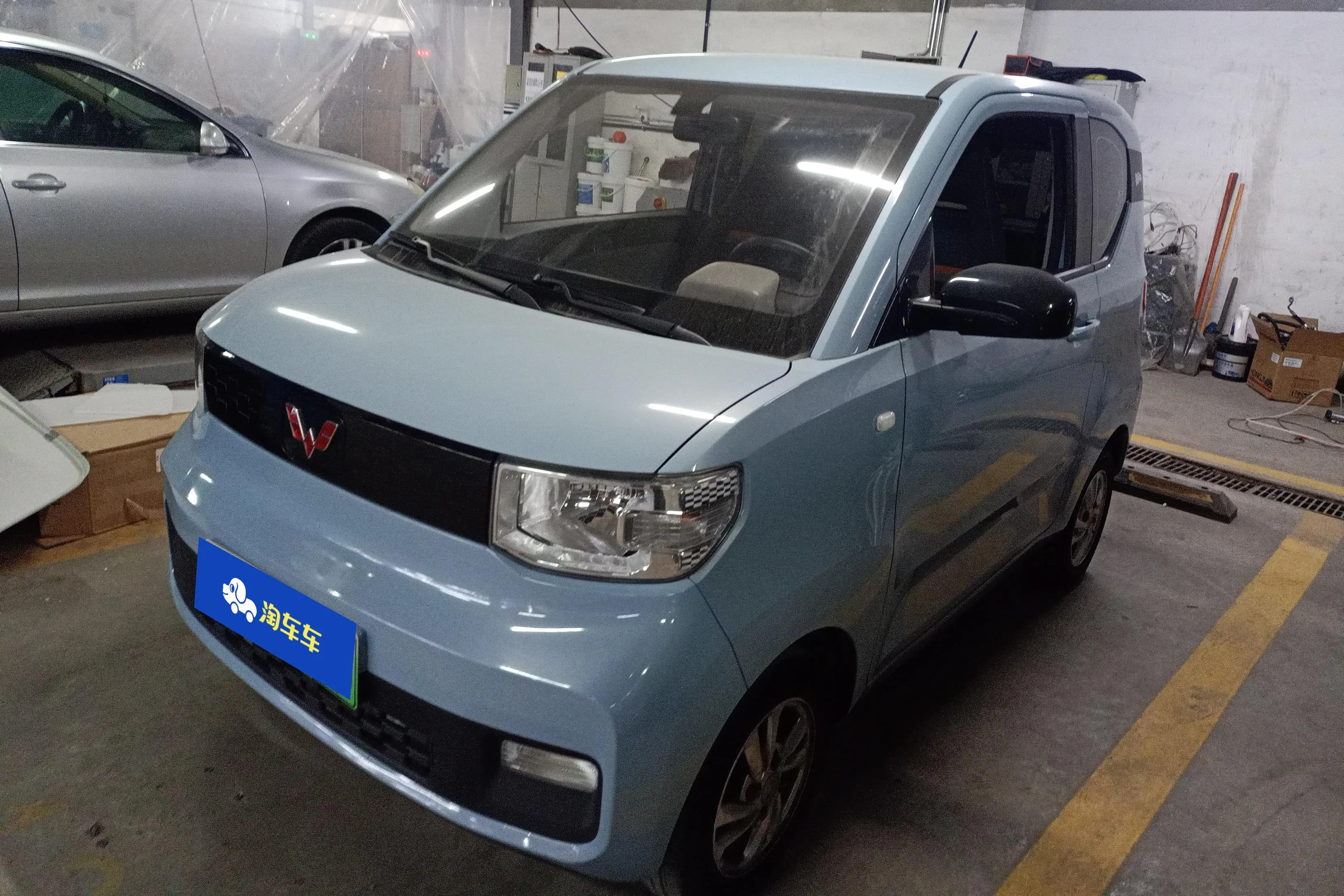 Wuling Hongguang MINIEV  из Китая