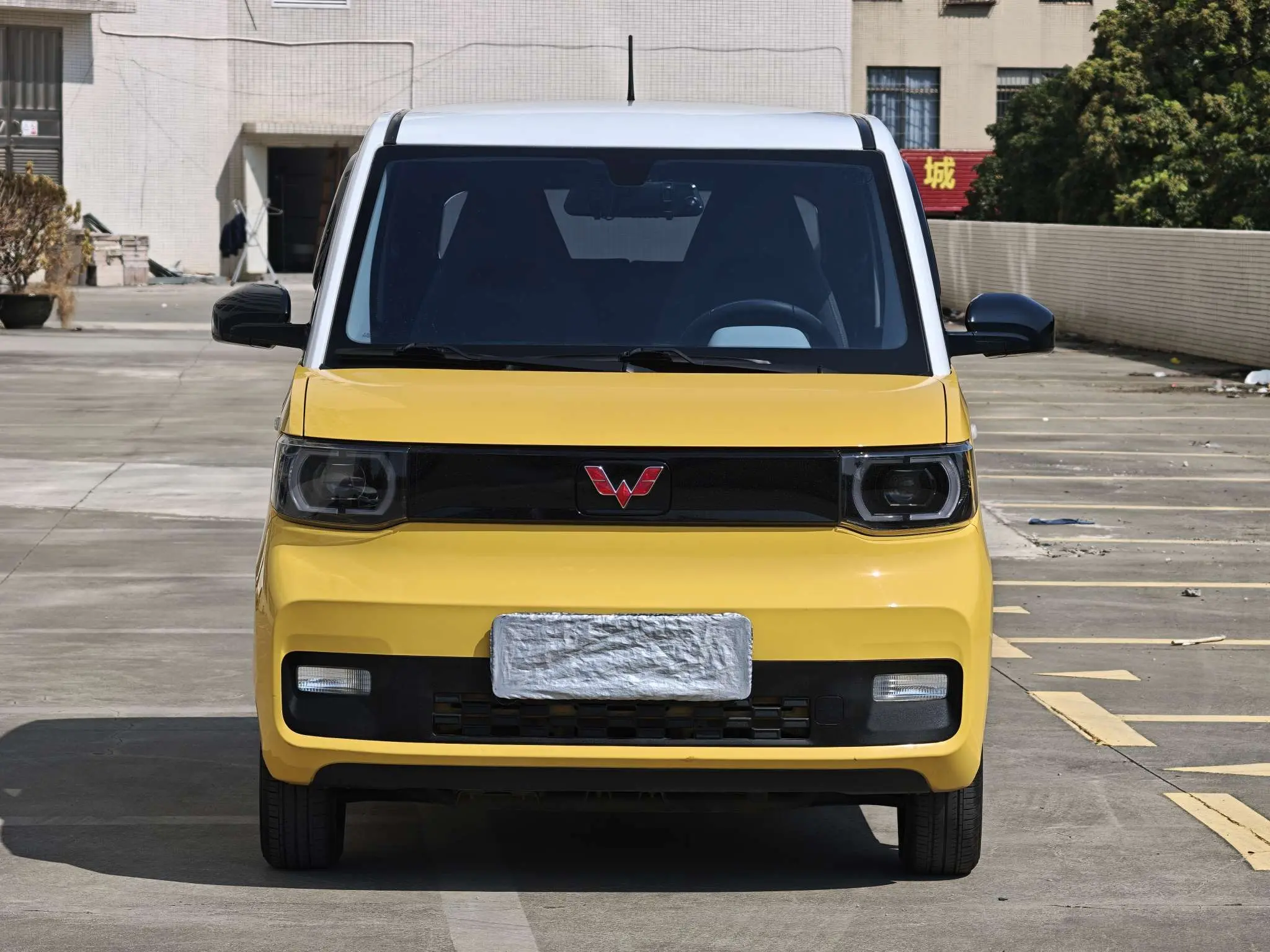 Wuling Hongguang MINIEV  из Китая