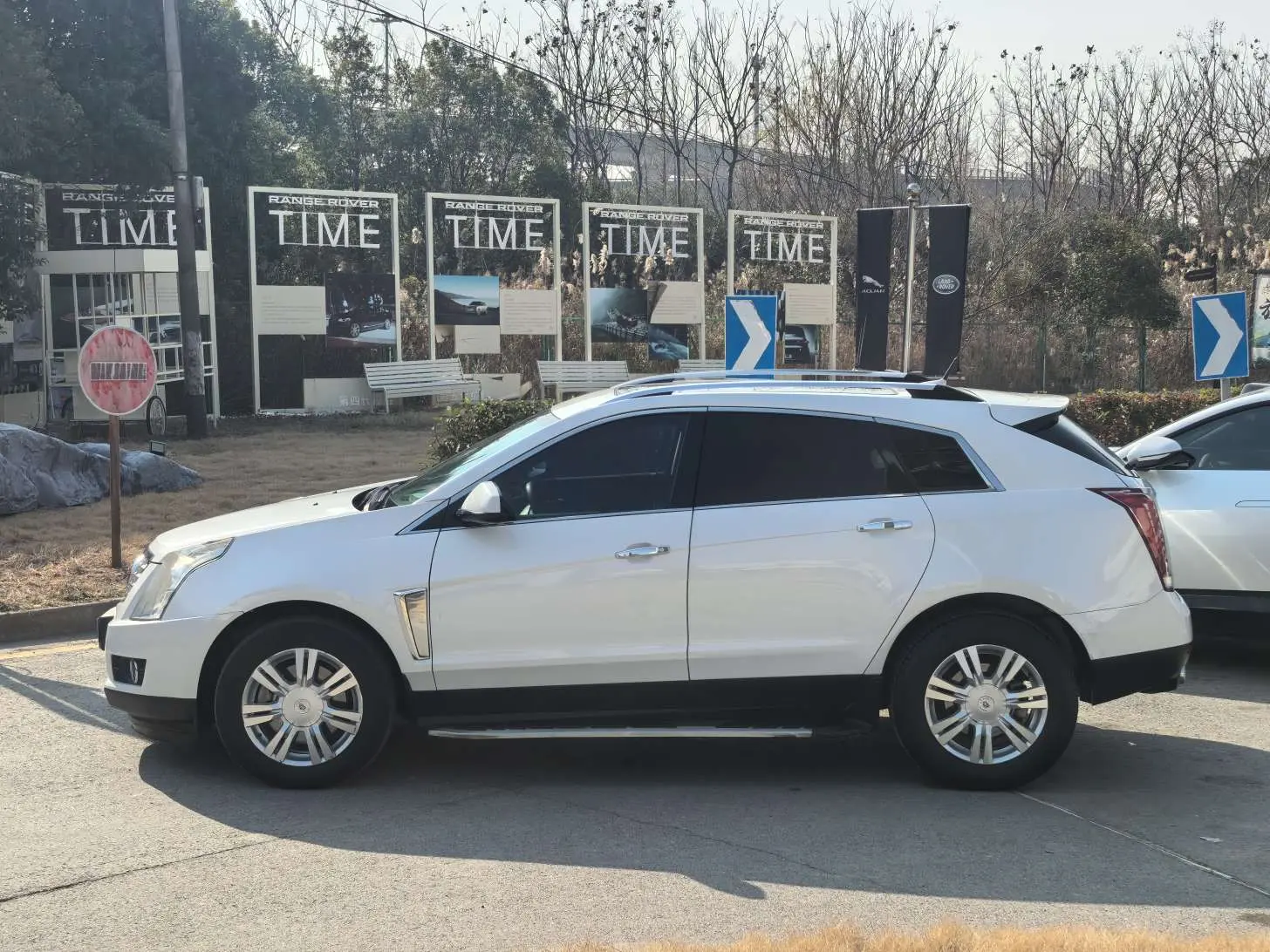 Cadillac SRX  из Китая