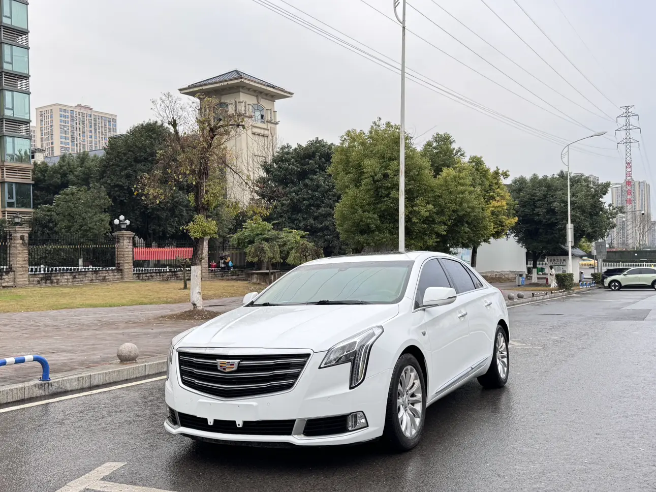 Cadillac XTS  из Китая