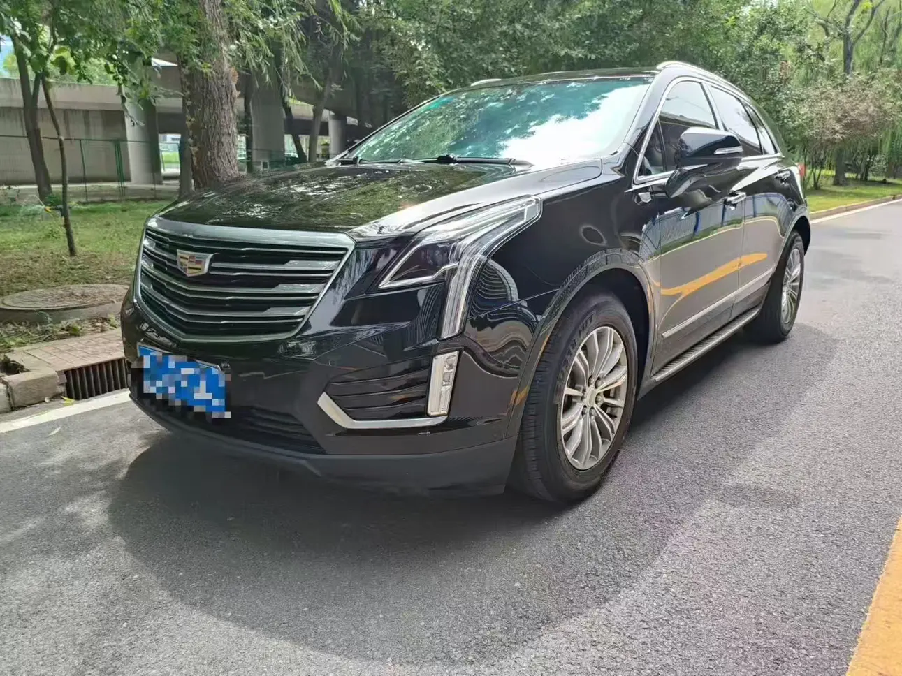 Cadillac XT5  из Китая