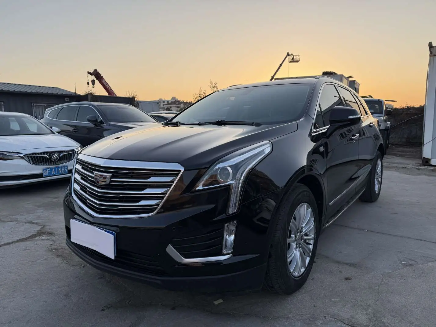 Cadillac XT5  из Китая
