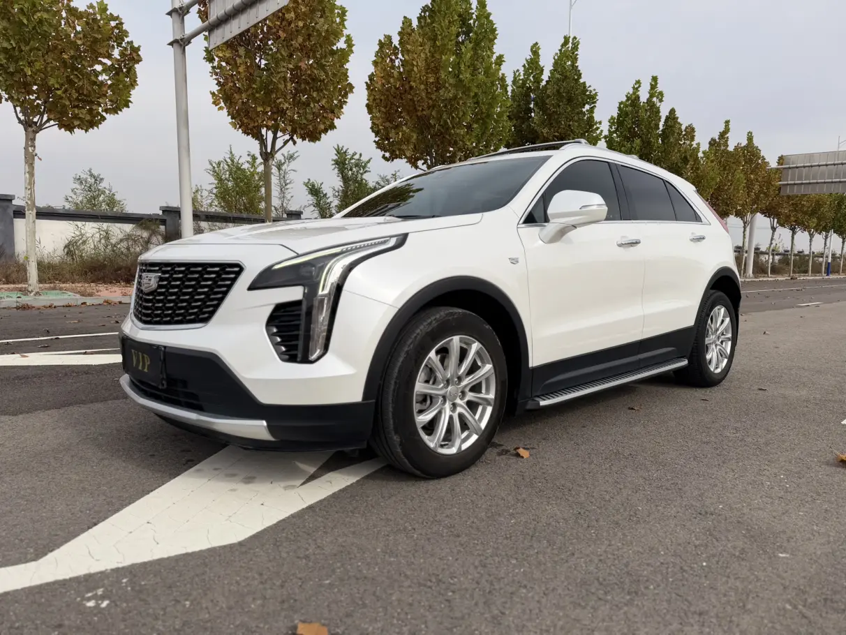 Cadillac XT4  из Китая