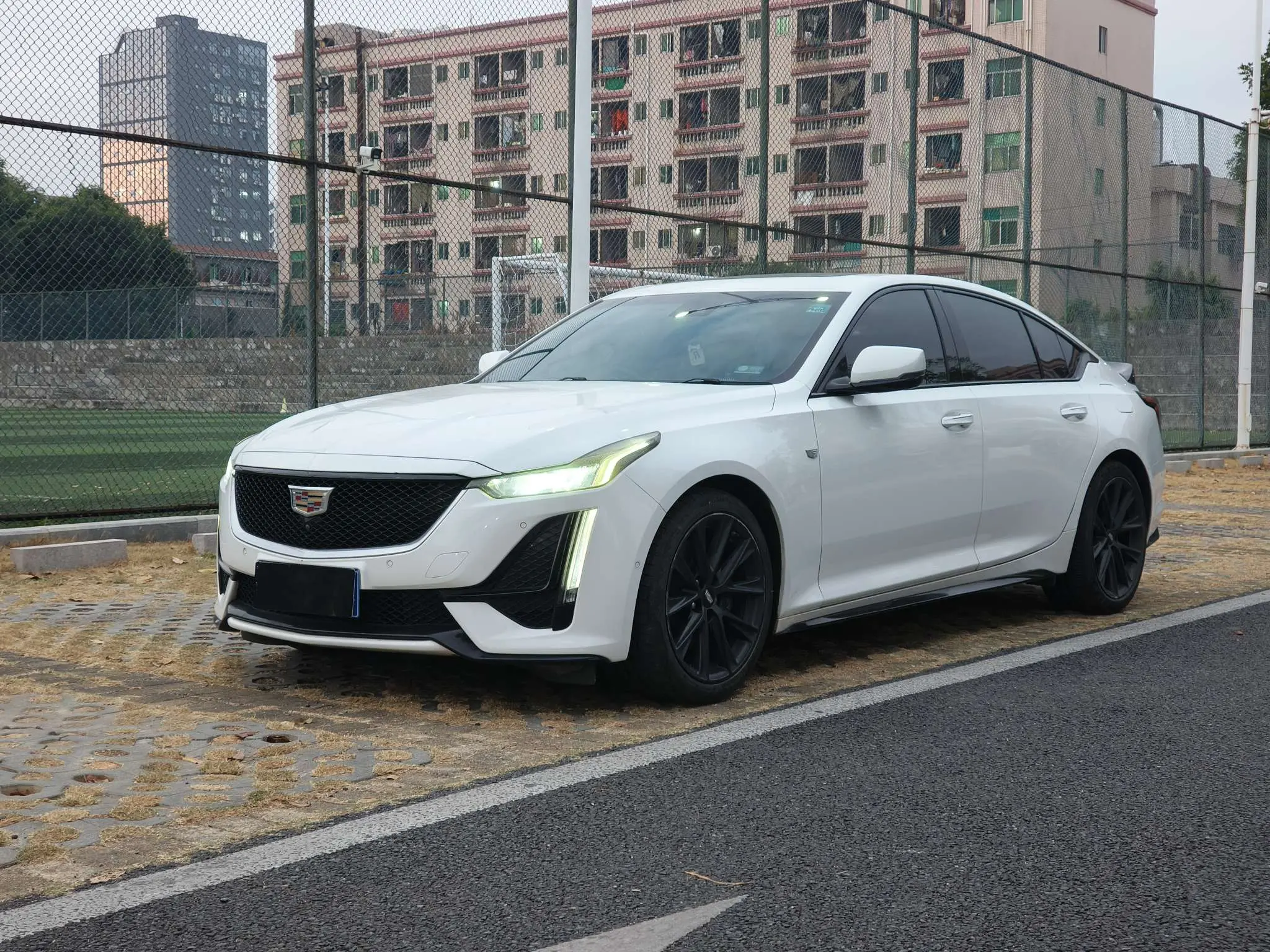 Cadillac CT5  из Китая