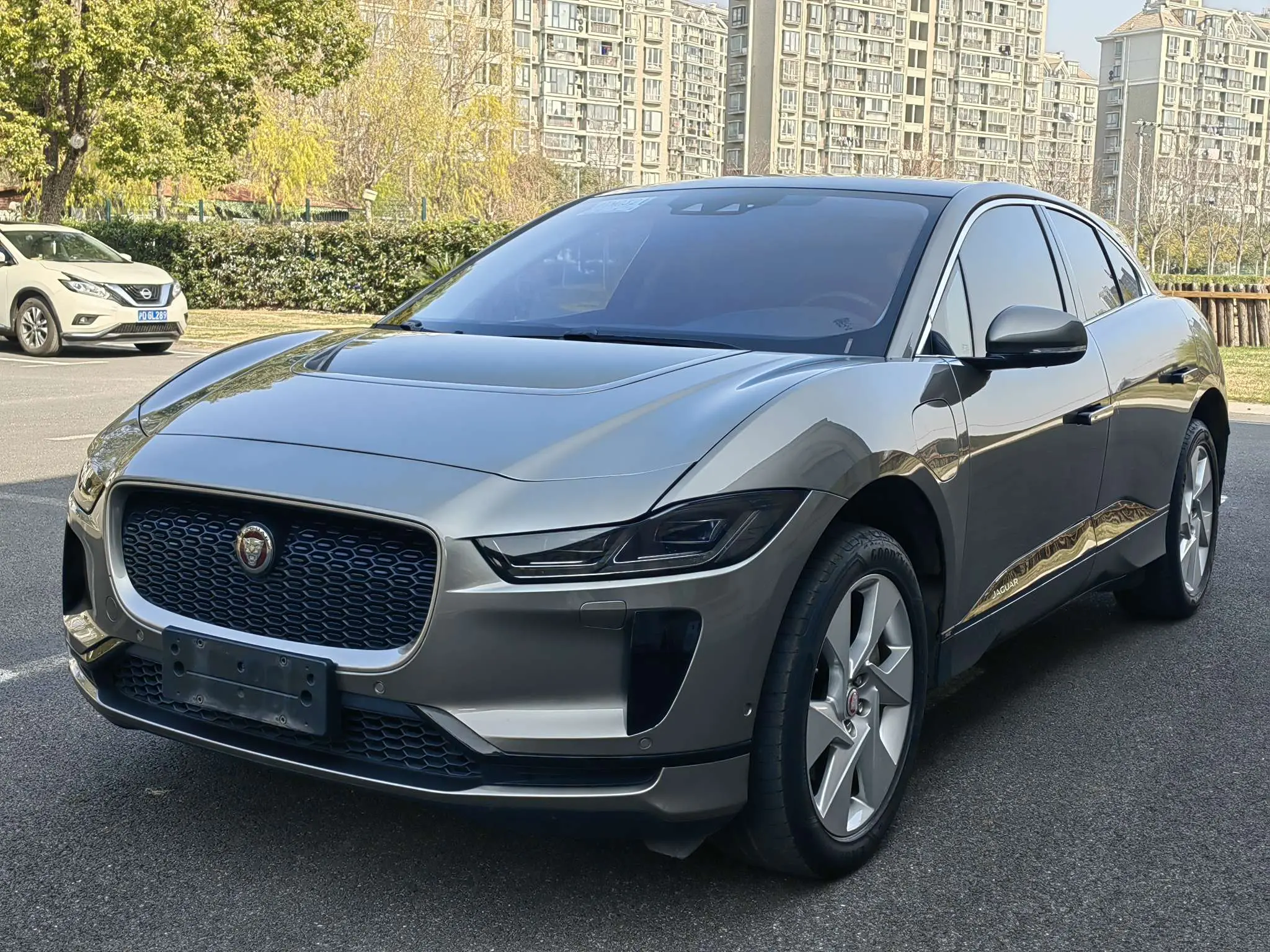 Jaguar I-PACE  из Китая