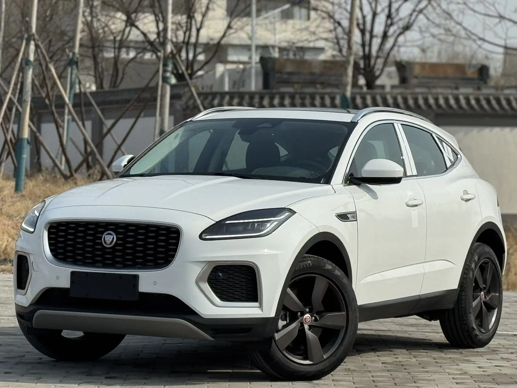Jaguar E-PACE  из Китая