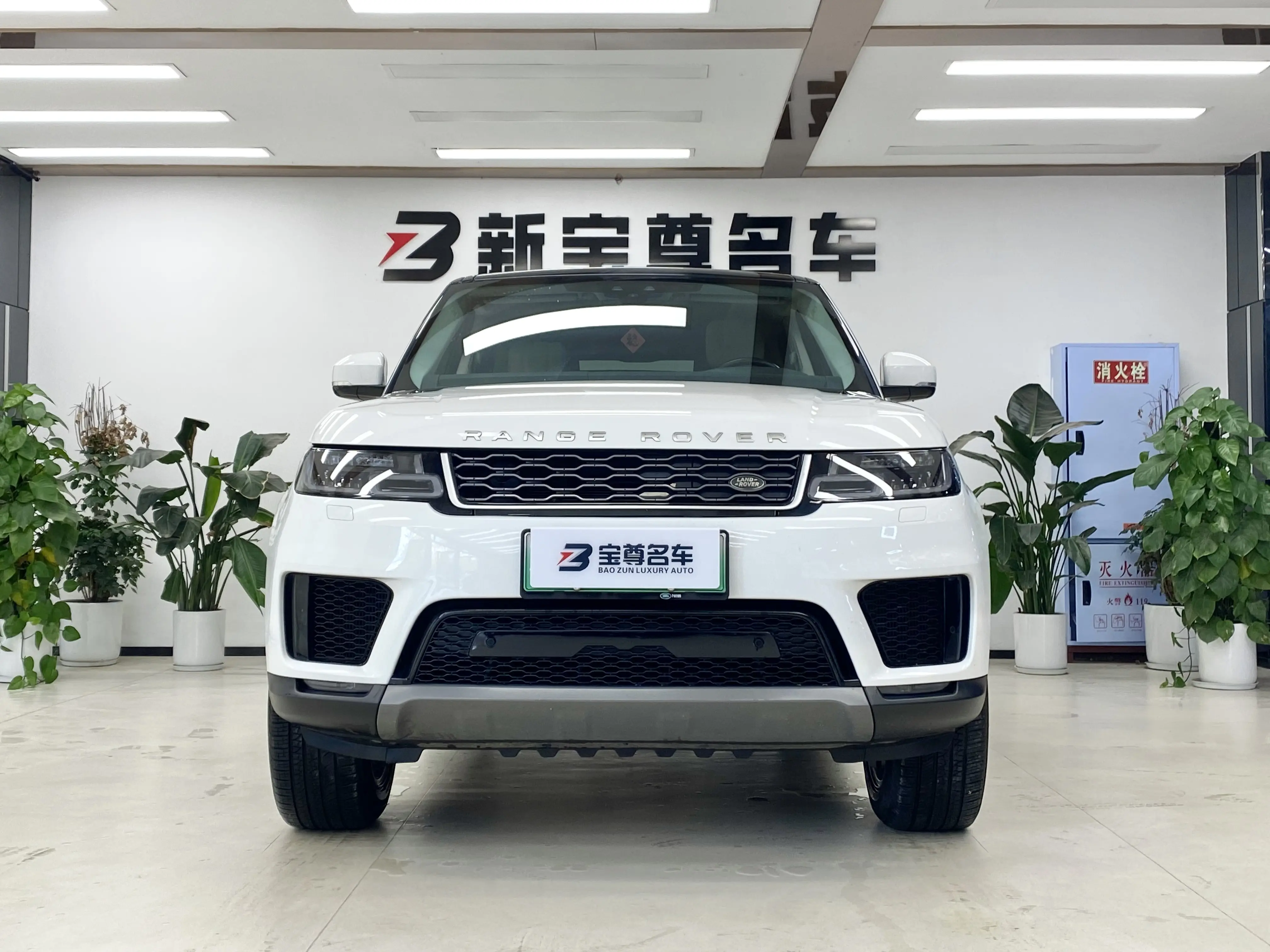 Land Rover Range Rover Sport PHEV  из Китая