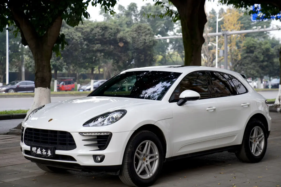Porsche Macan  из Китая