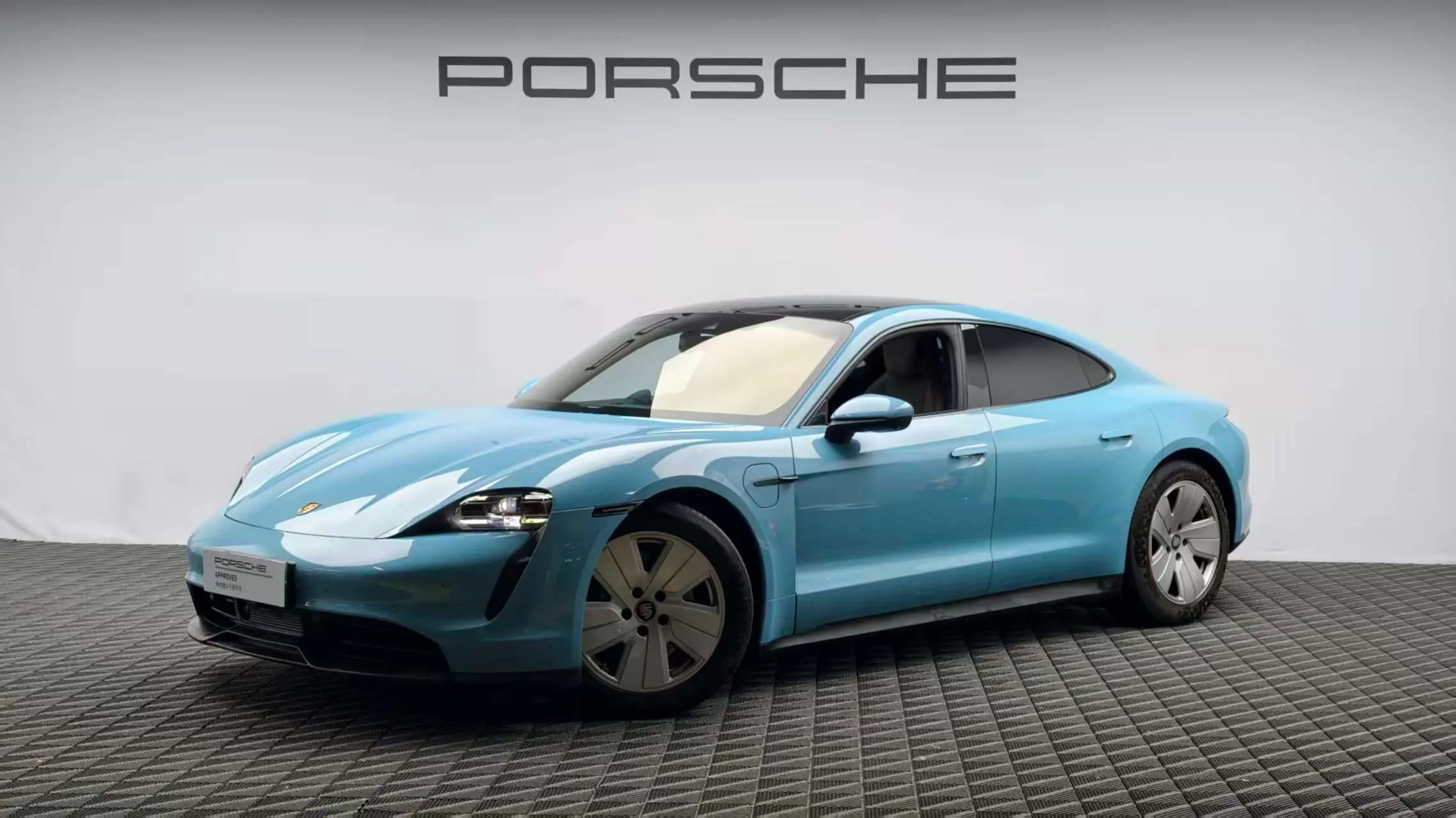 Porsche Taycan  из Китая