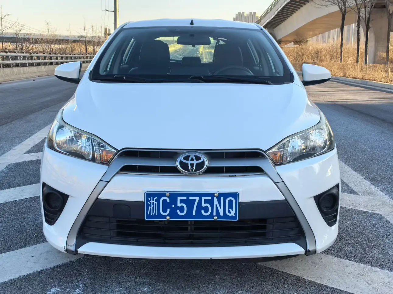 Toyota Yaris L  из Китая