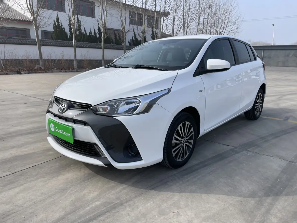 Toyota Yaris L  из Китая