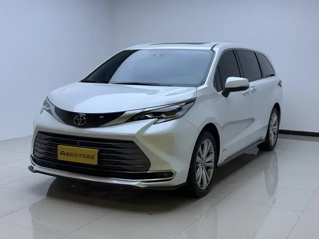 Toyota Sienna  из Китая