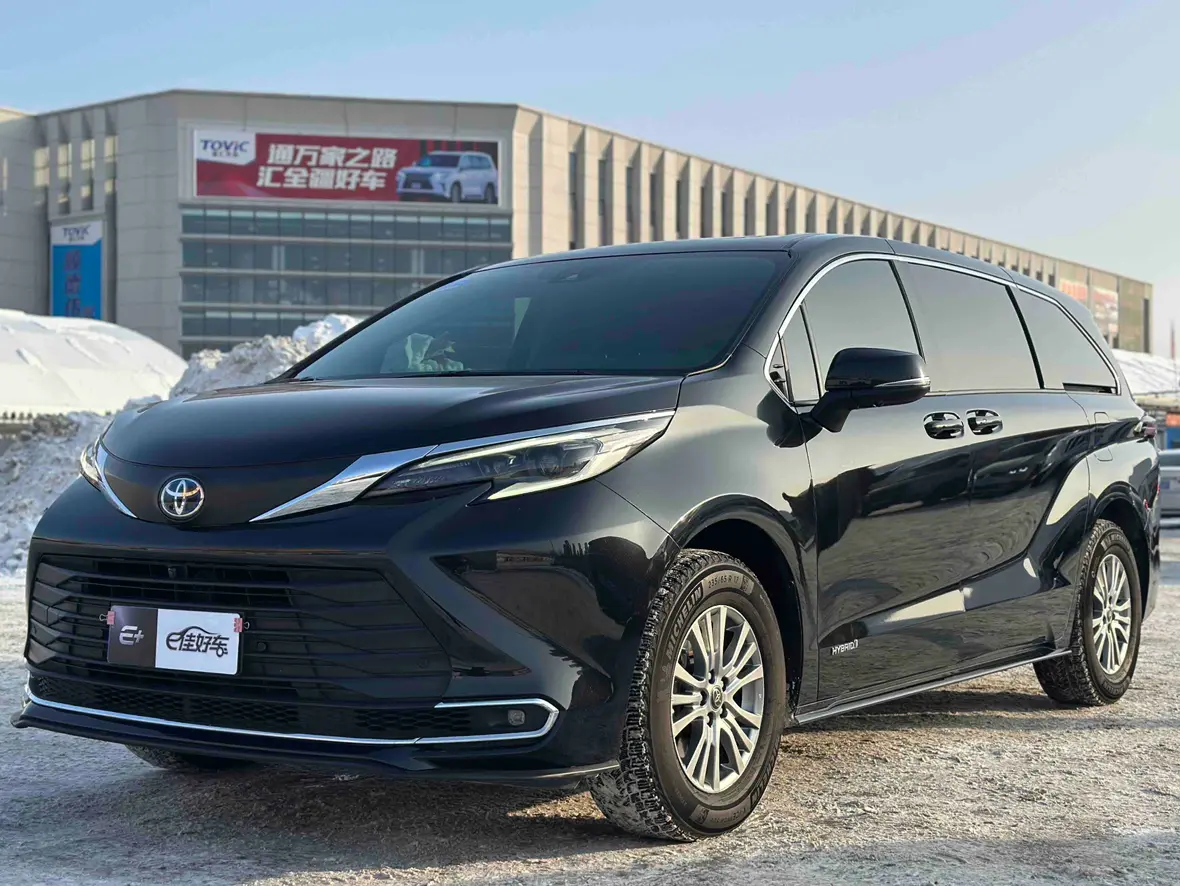 Toyota Sienna  из Китая