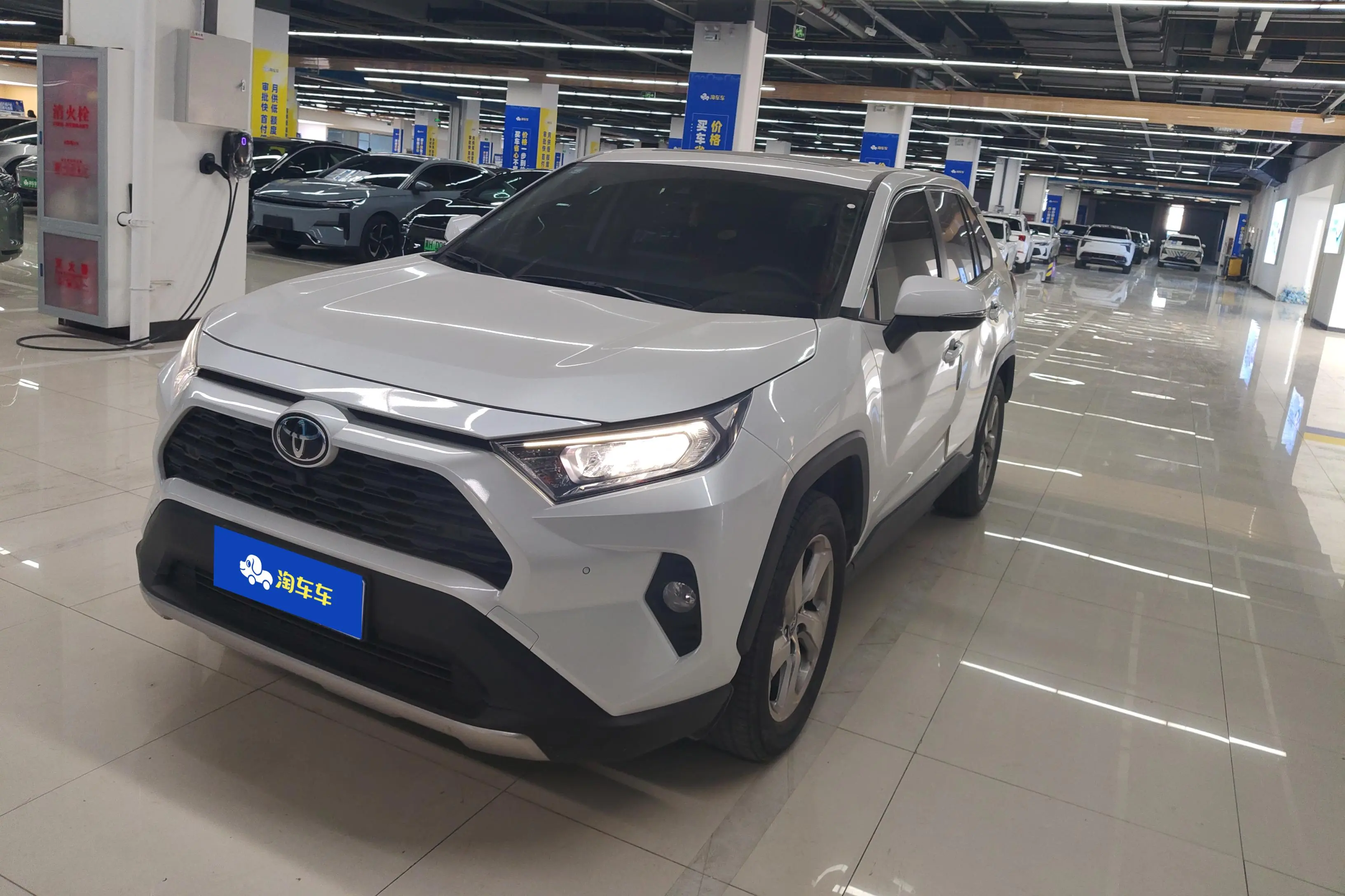 Toyota RAV4  из Китая