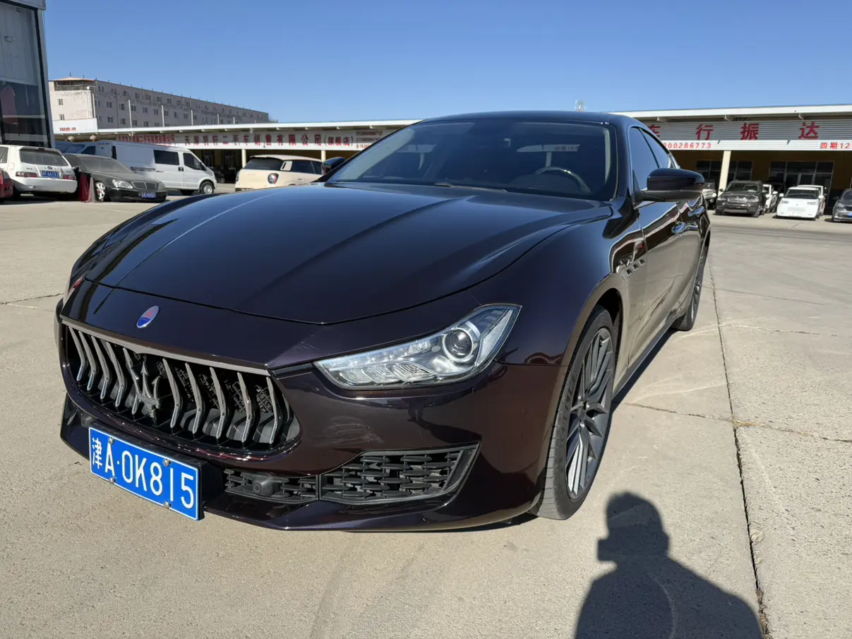 Maserati Ghibli  из Китая