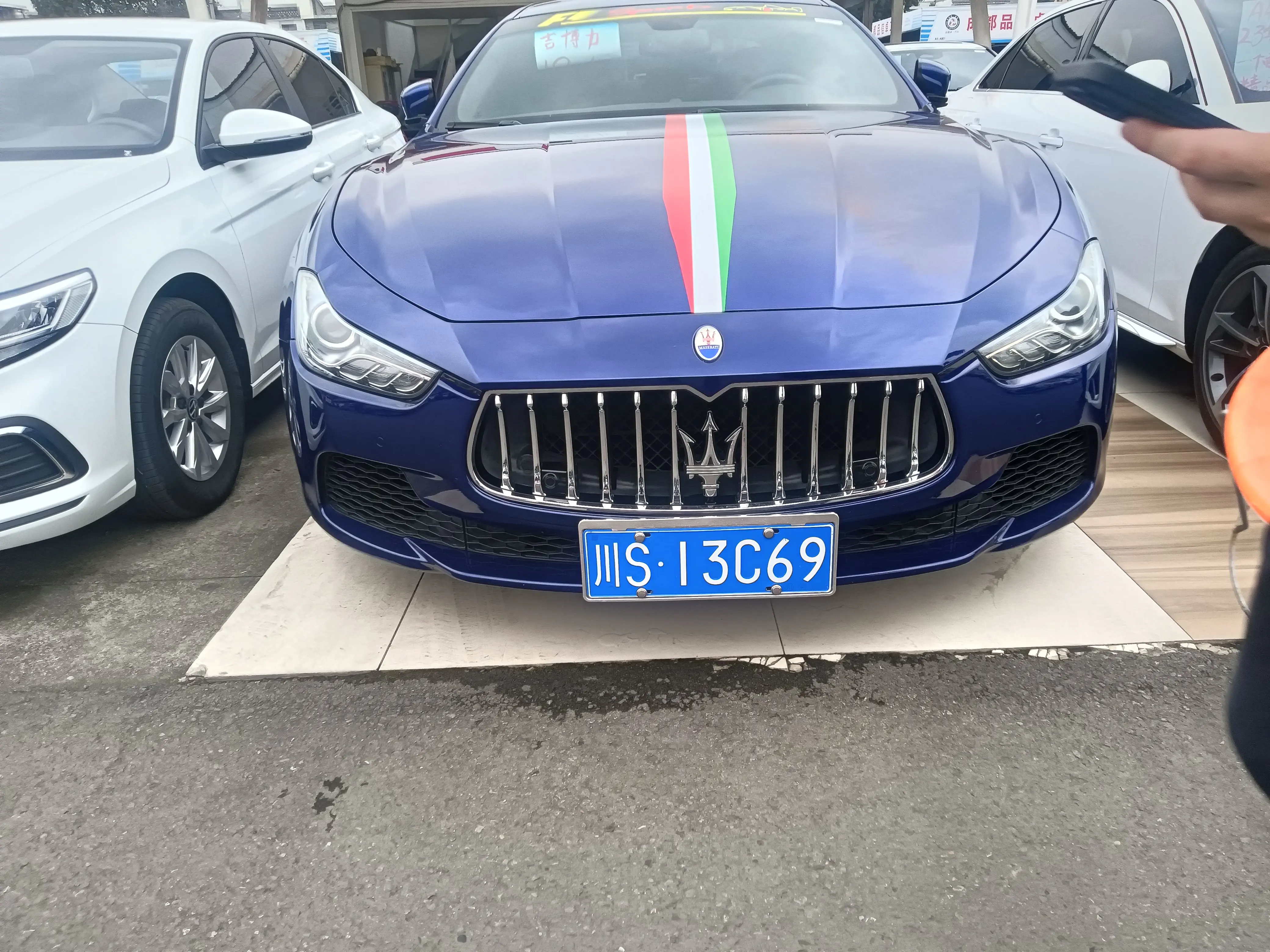 Maserati Ghibli  из Китая