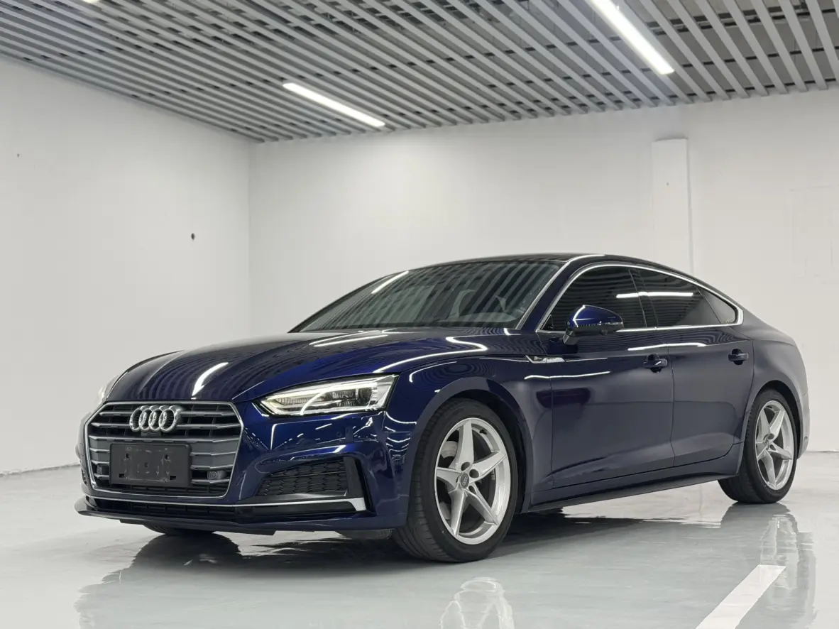 Audi A5  из Китая