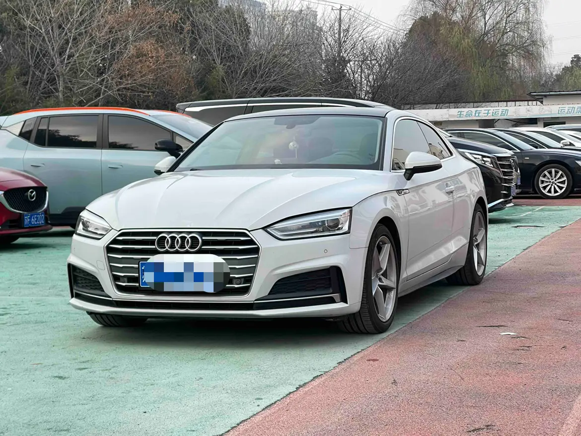 Audi A5  из Китая