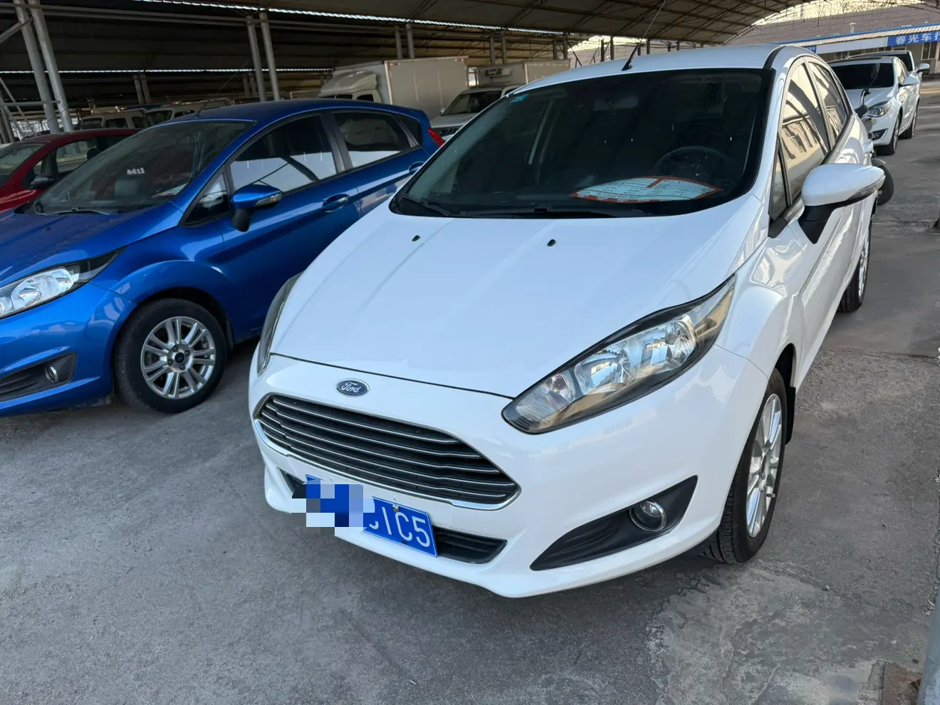 Ford Carnival  из Китая