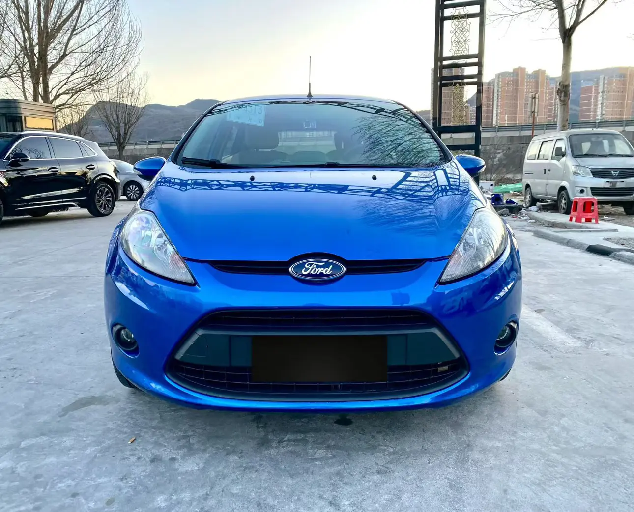 Ford Carnival  из Китая