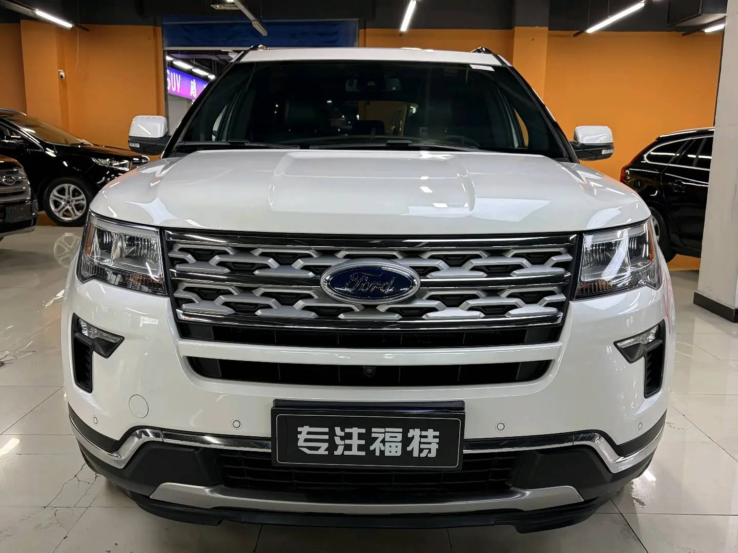 Ford Explorer  из Китая