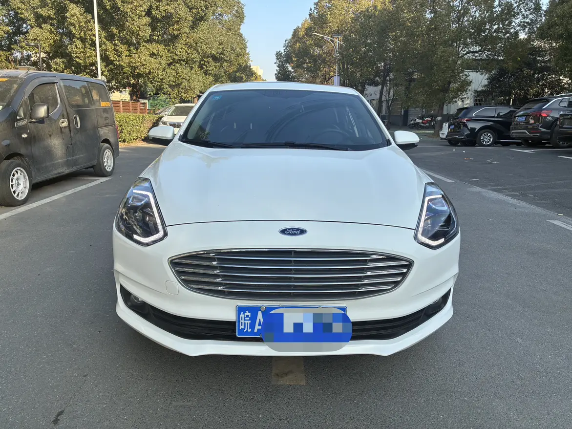 Ford Forrest  из Китая