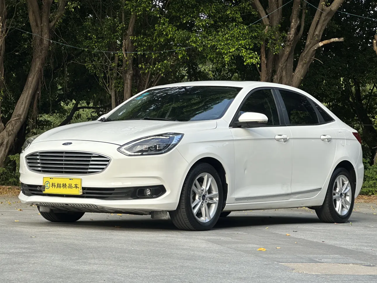 Ford Forrest  из Китая