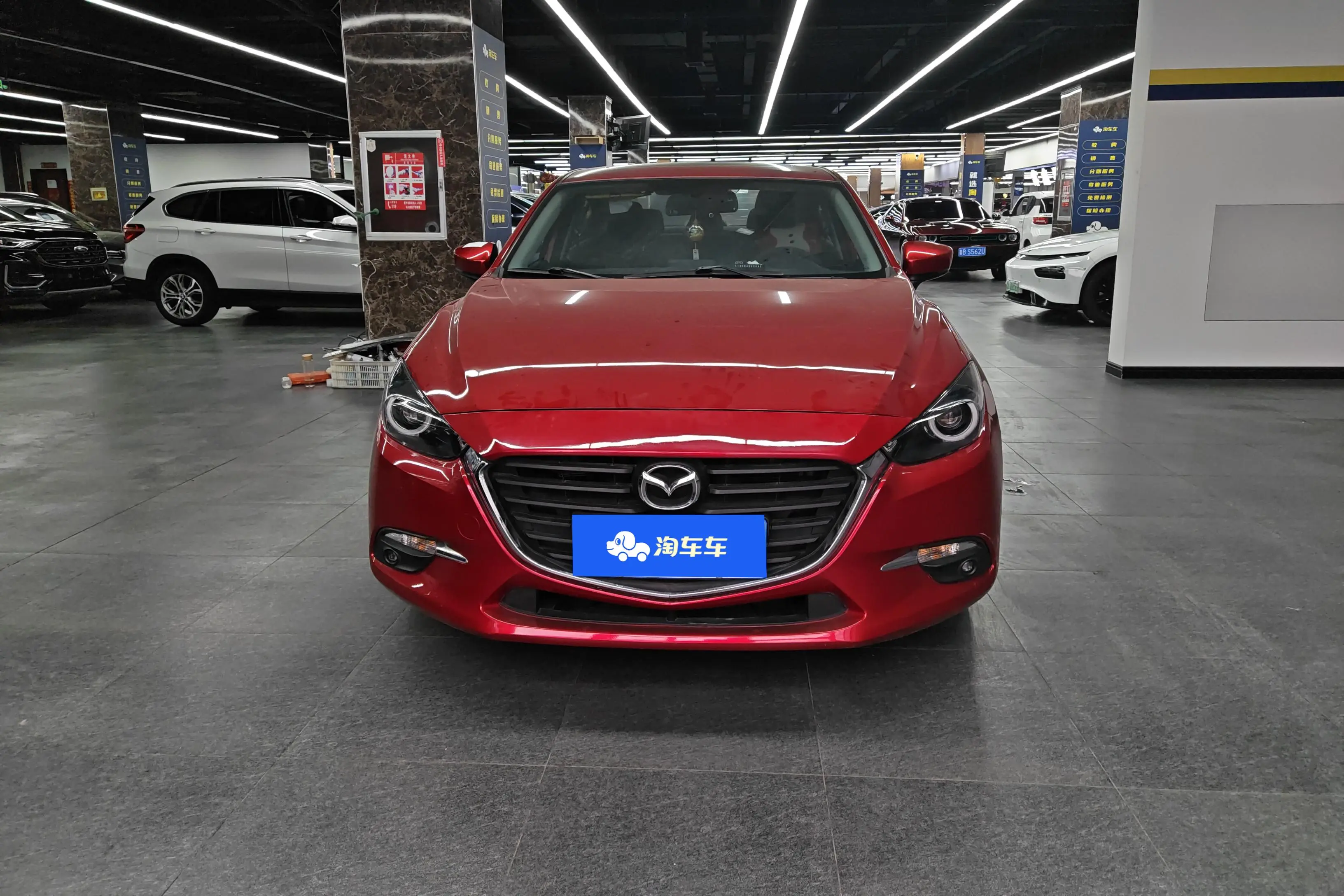 Mazda Axela (Mazda3)  из Китая