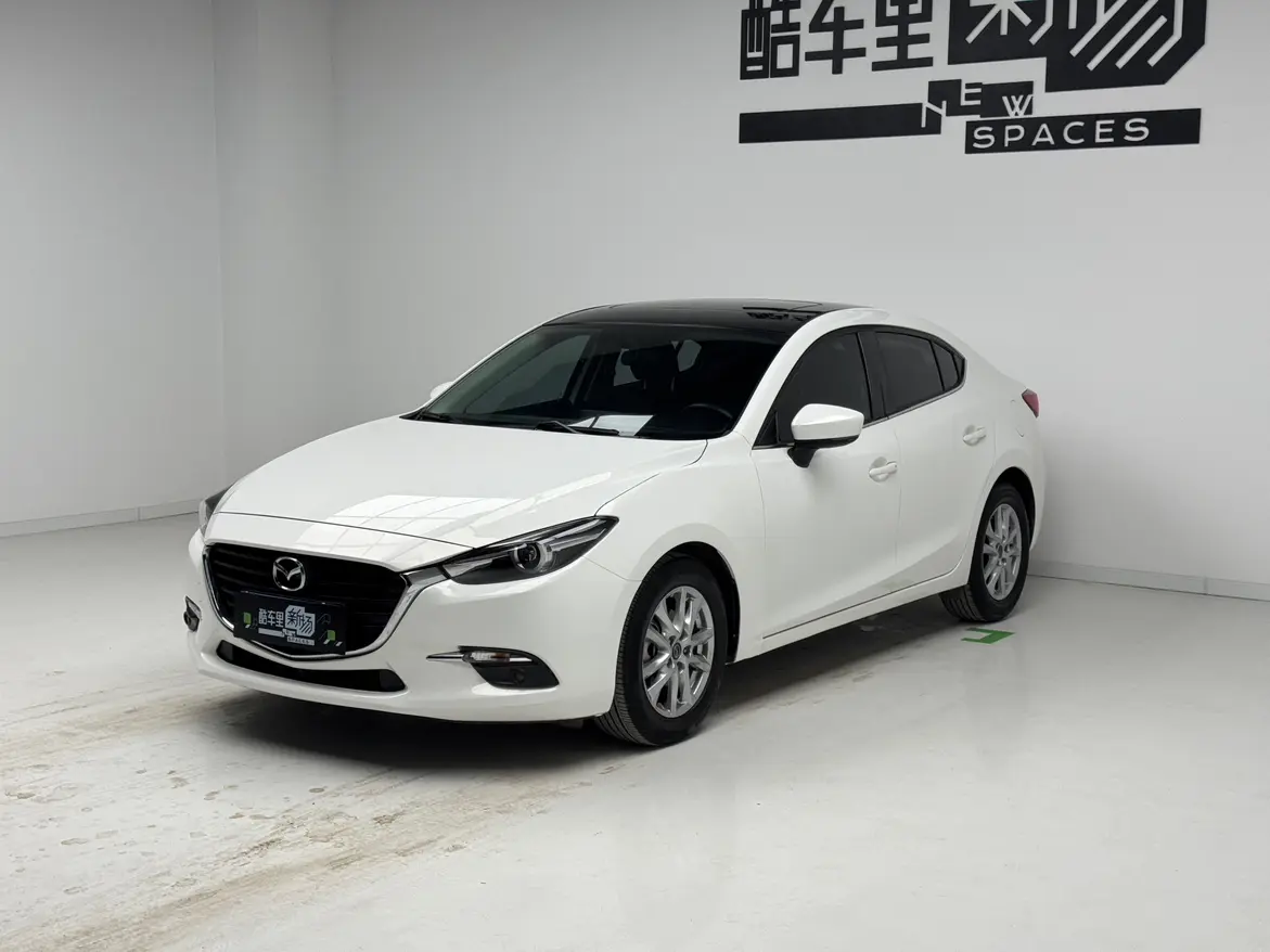 Mazda Axela (Mazda3)  из Китая