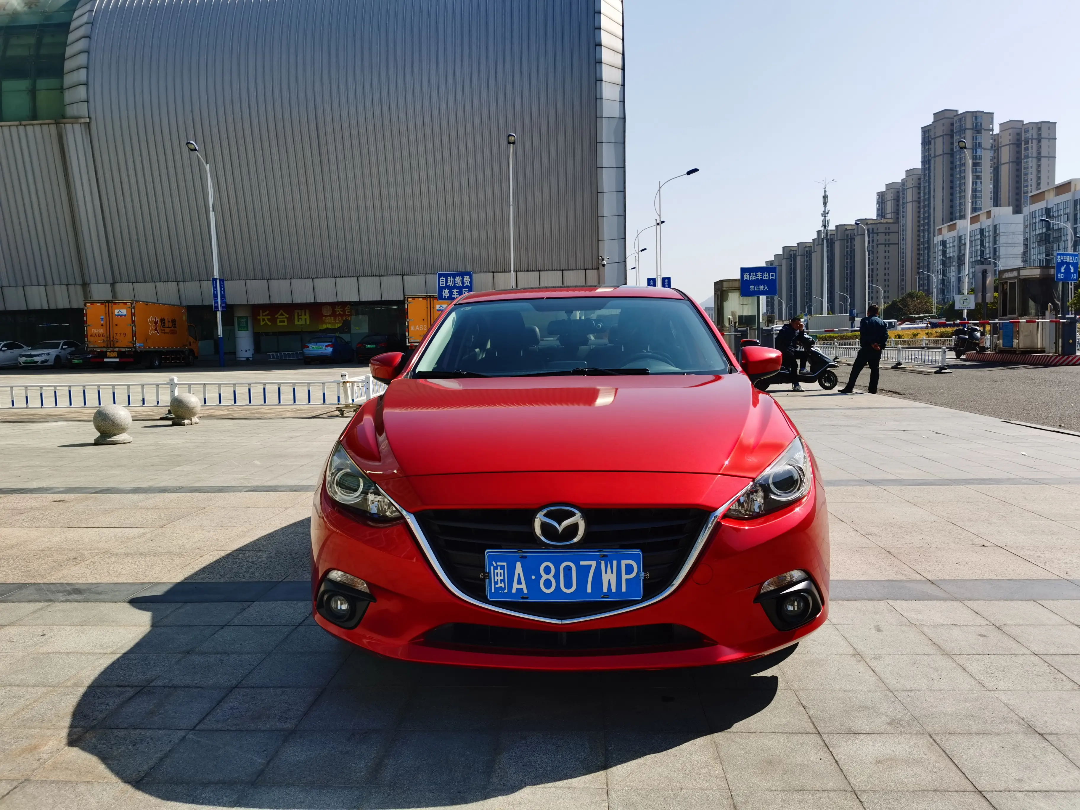 Mazda Axela (Mazda3)  из Китая