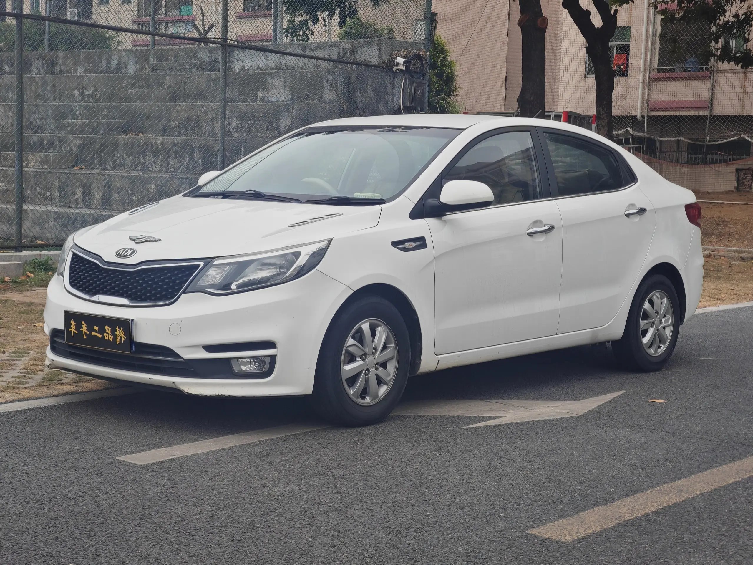 Kia K2  из Китая