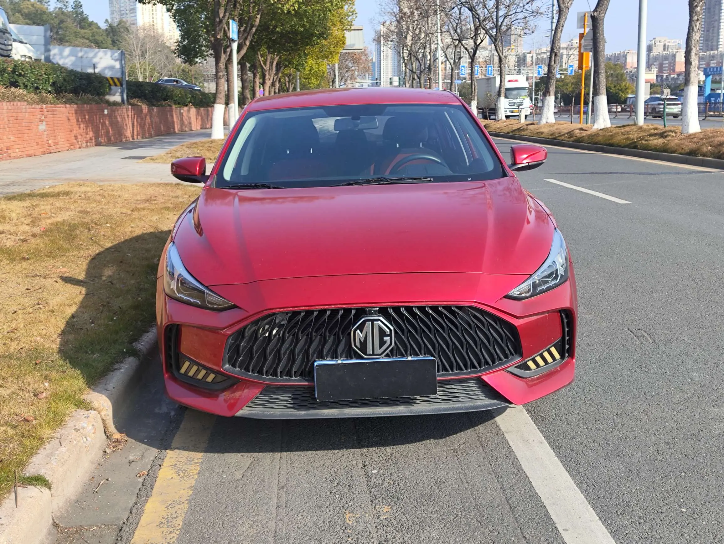 MG 5  из Китая