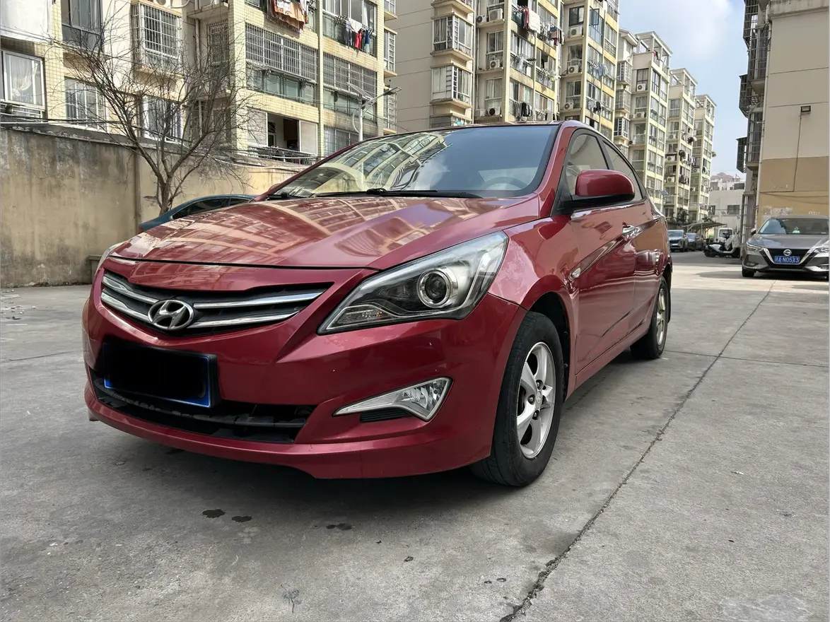 Hyundai Verna (Rena)  из Китая