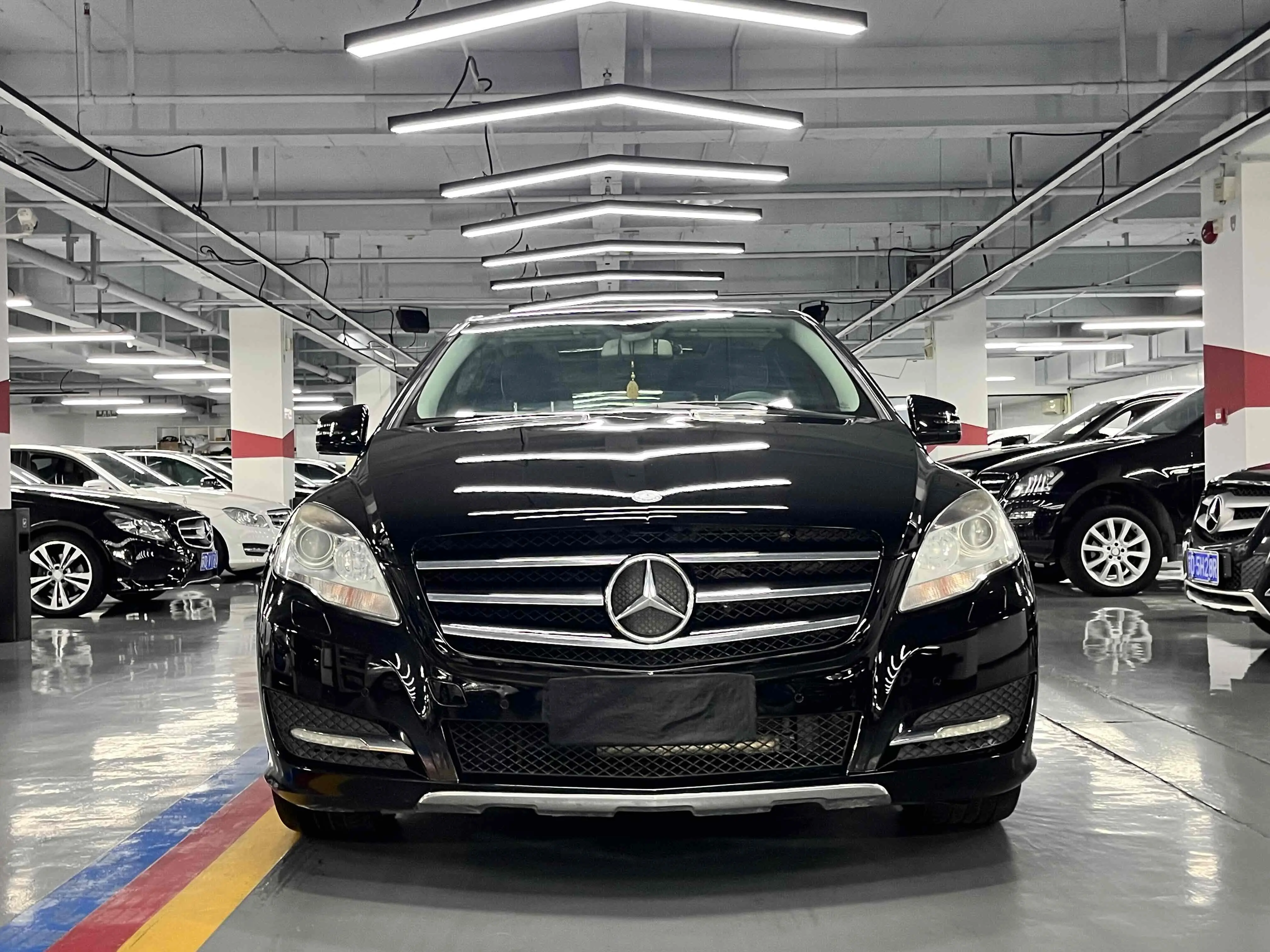 Mercedes-Benz R-Class