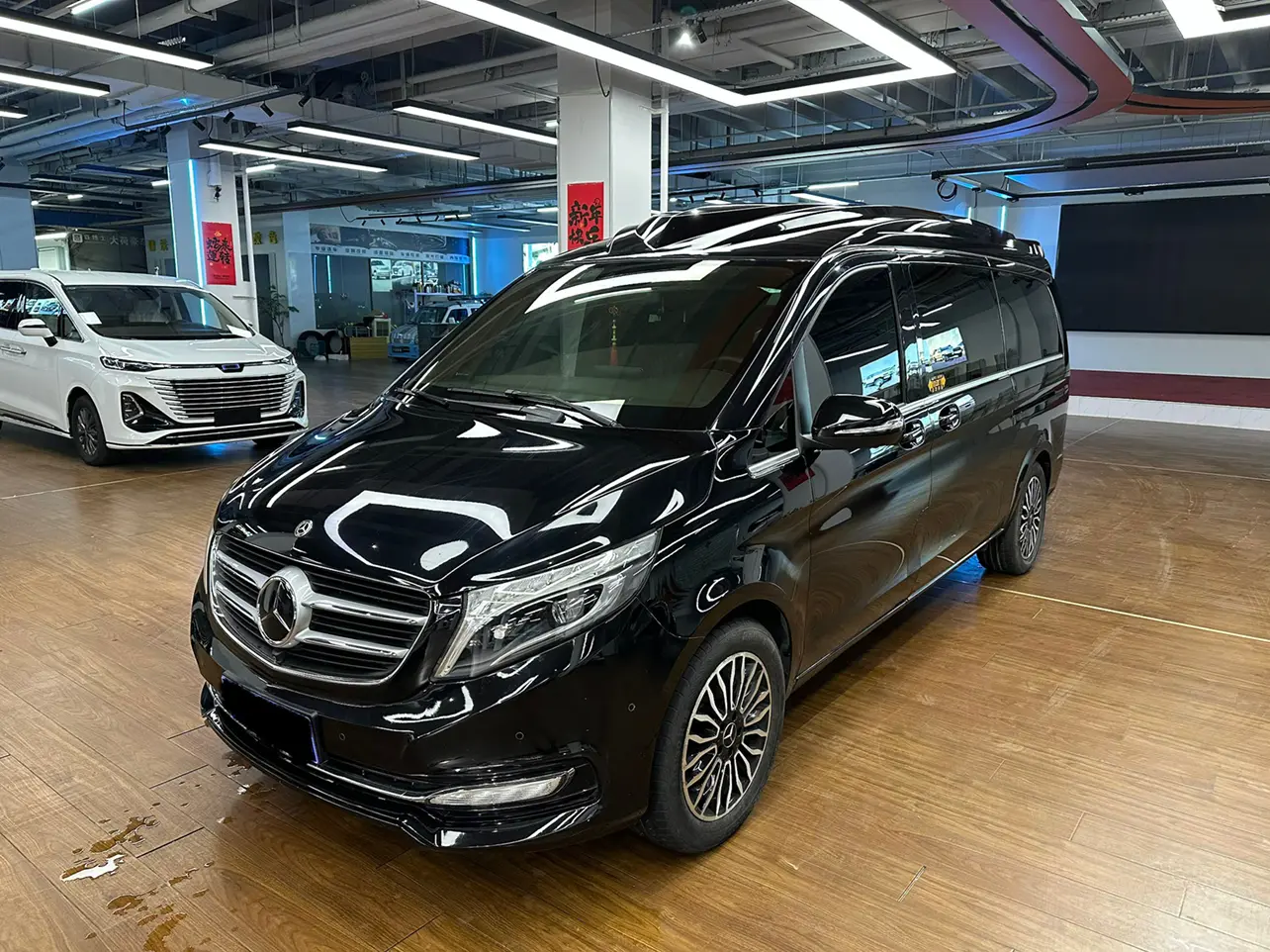 Mercedes-Benz Mercedes Benz V Class  из Китая