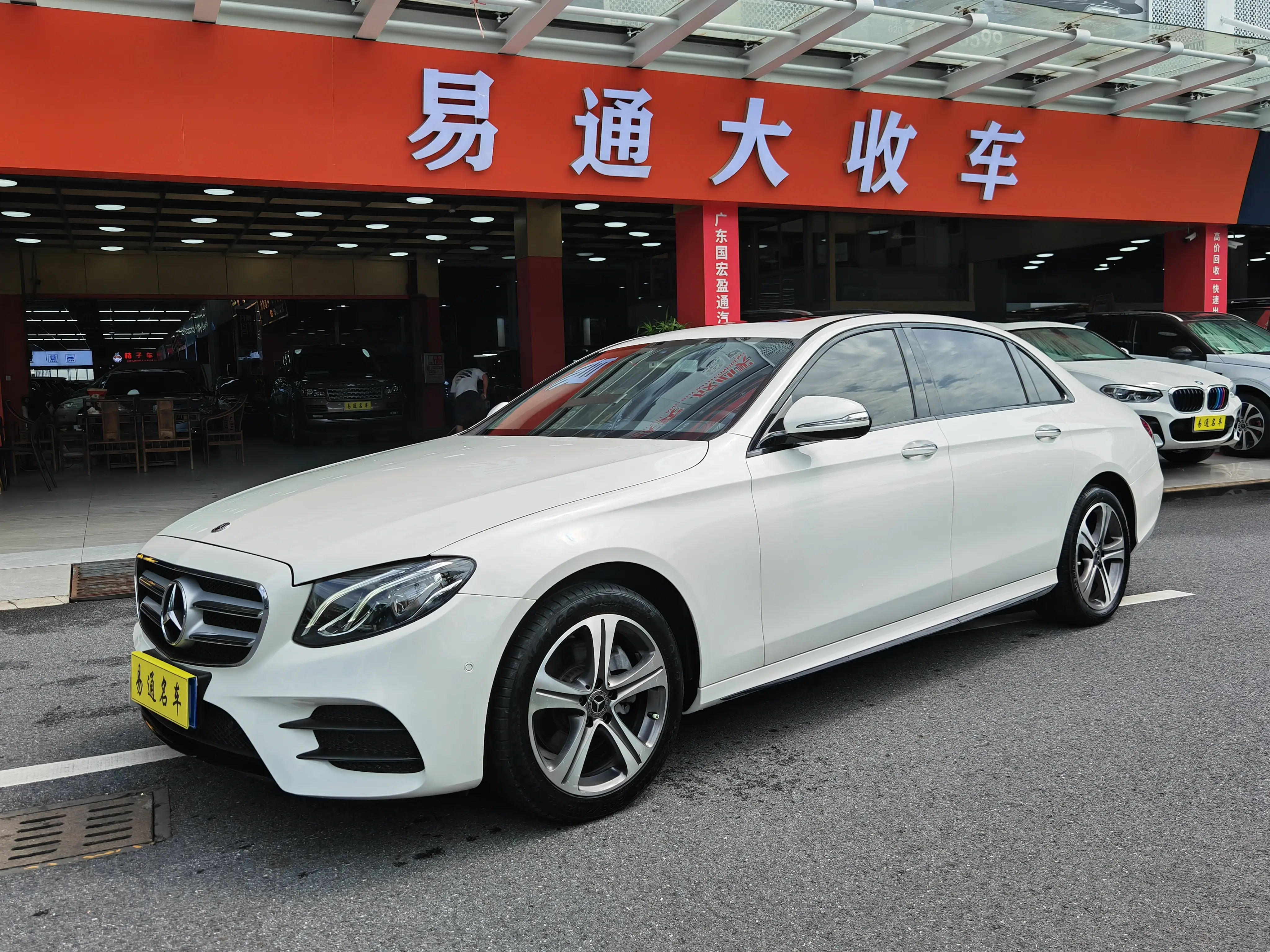 Mercedes-Benz E-Class  из Китая