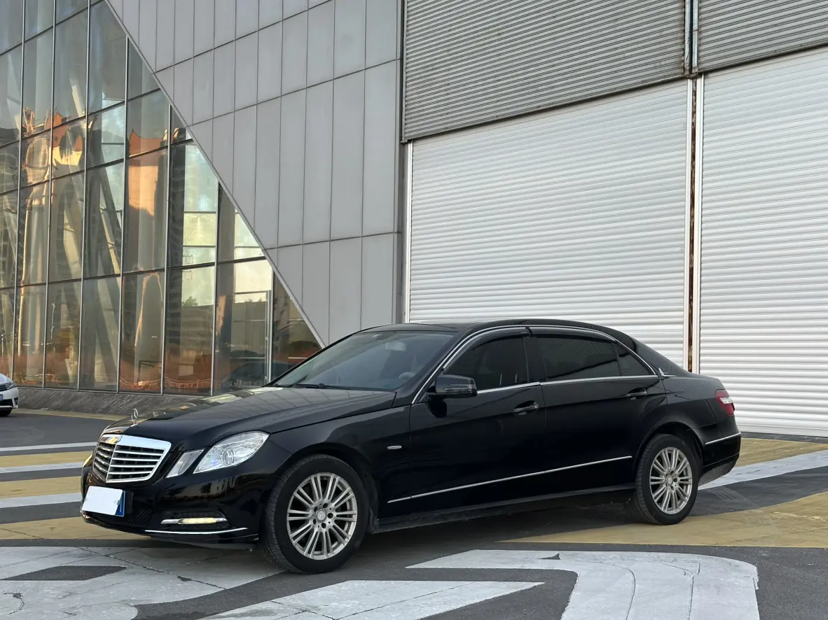 Mercedes-Benz E-Class  из Китая