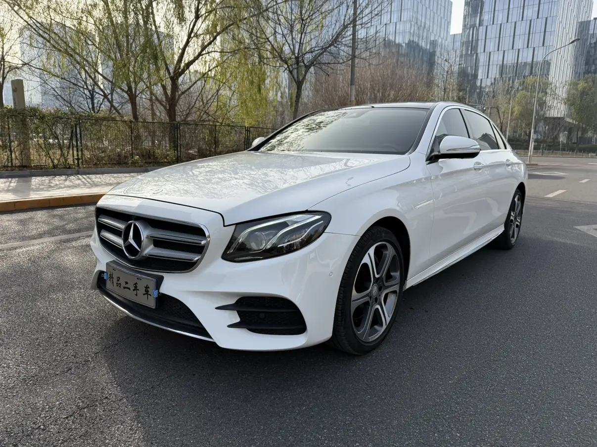 Mercedes-Benz E-Class  из Китая